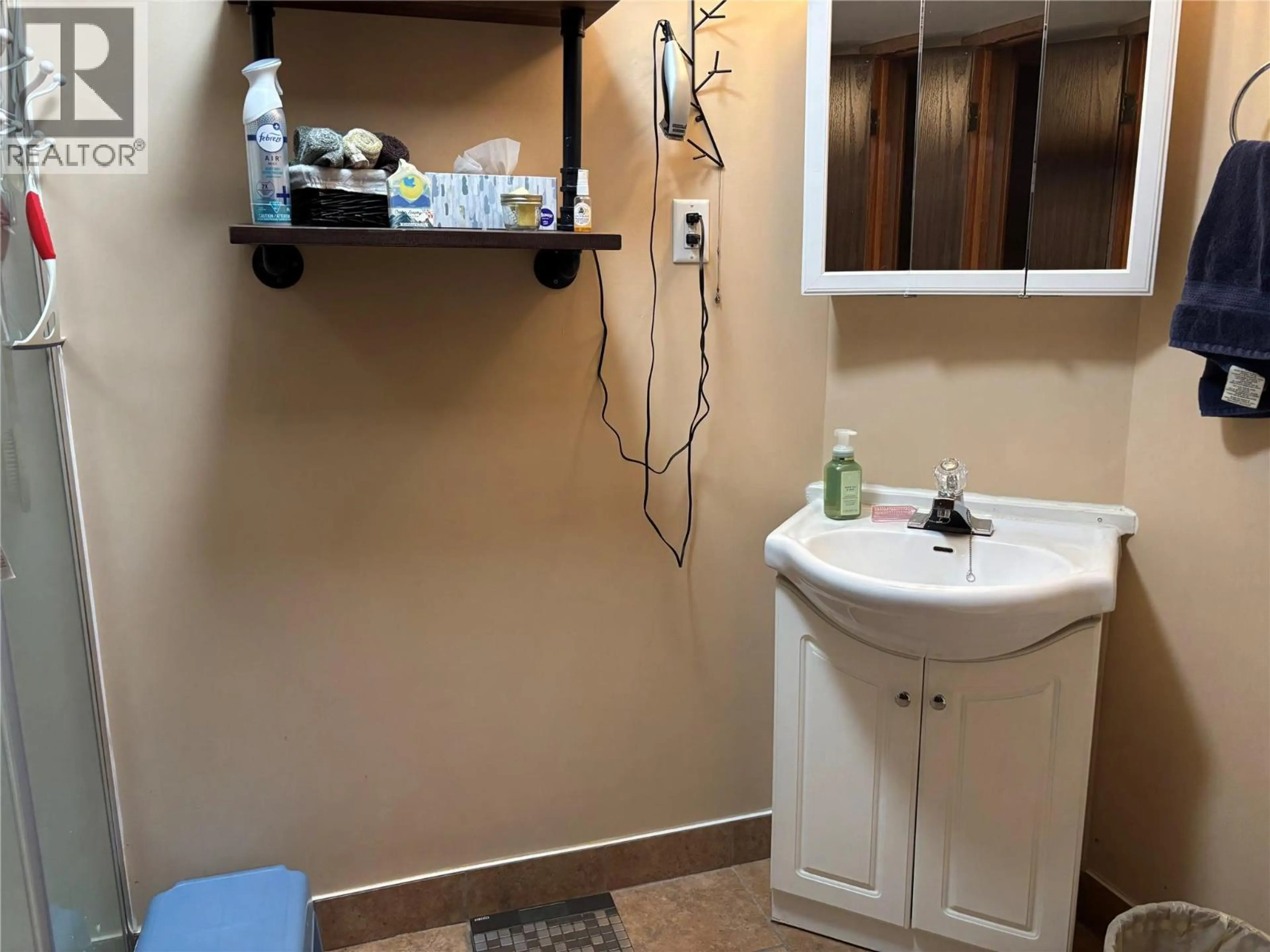 Property at 1047 REGAN CRESCENT, Trail, BC