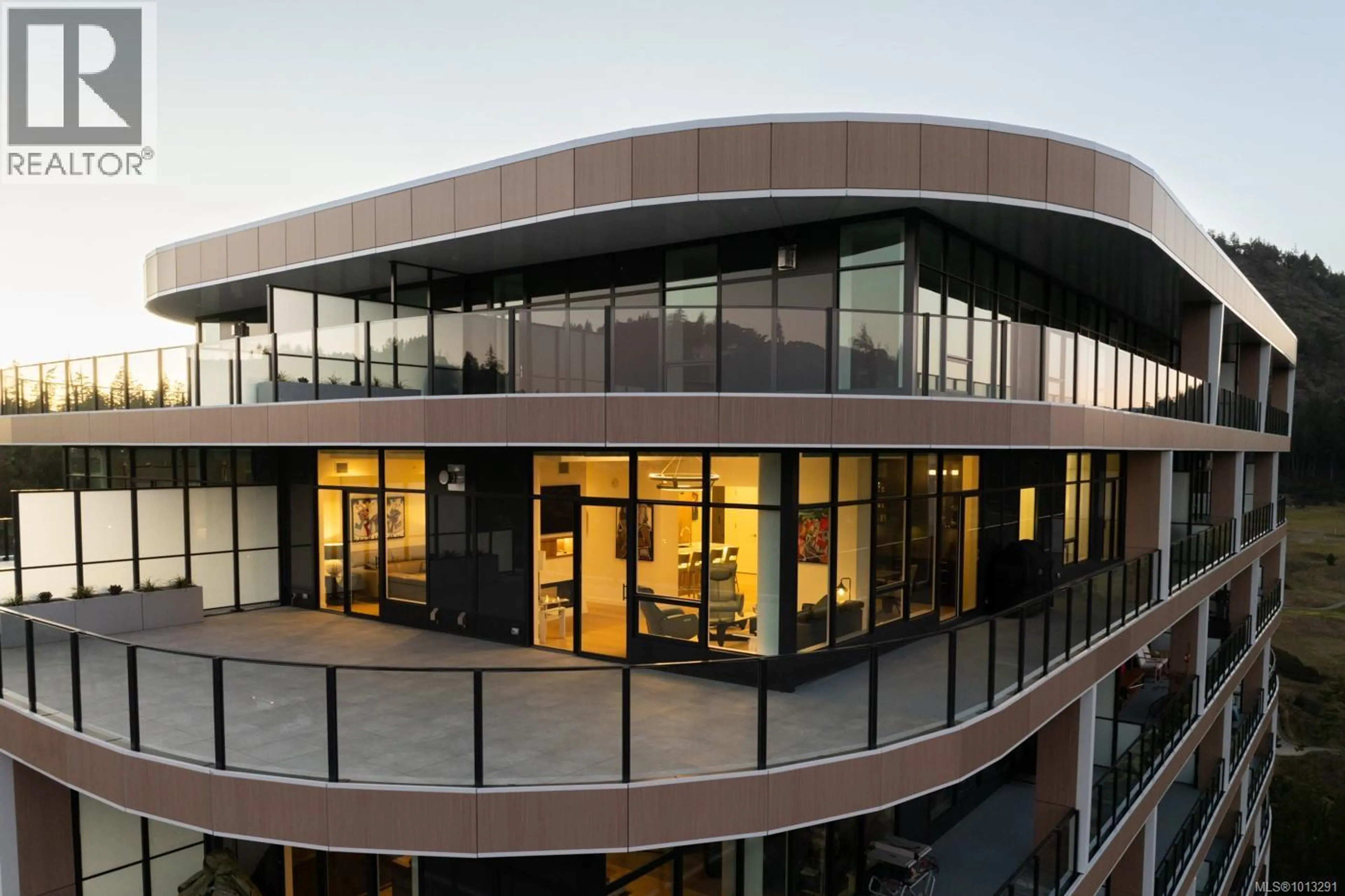 Property at #1702 2000 HANNINGTON RD, Langford, BC