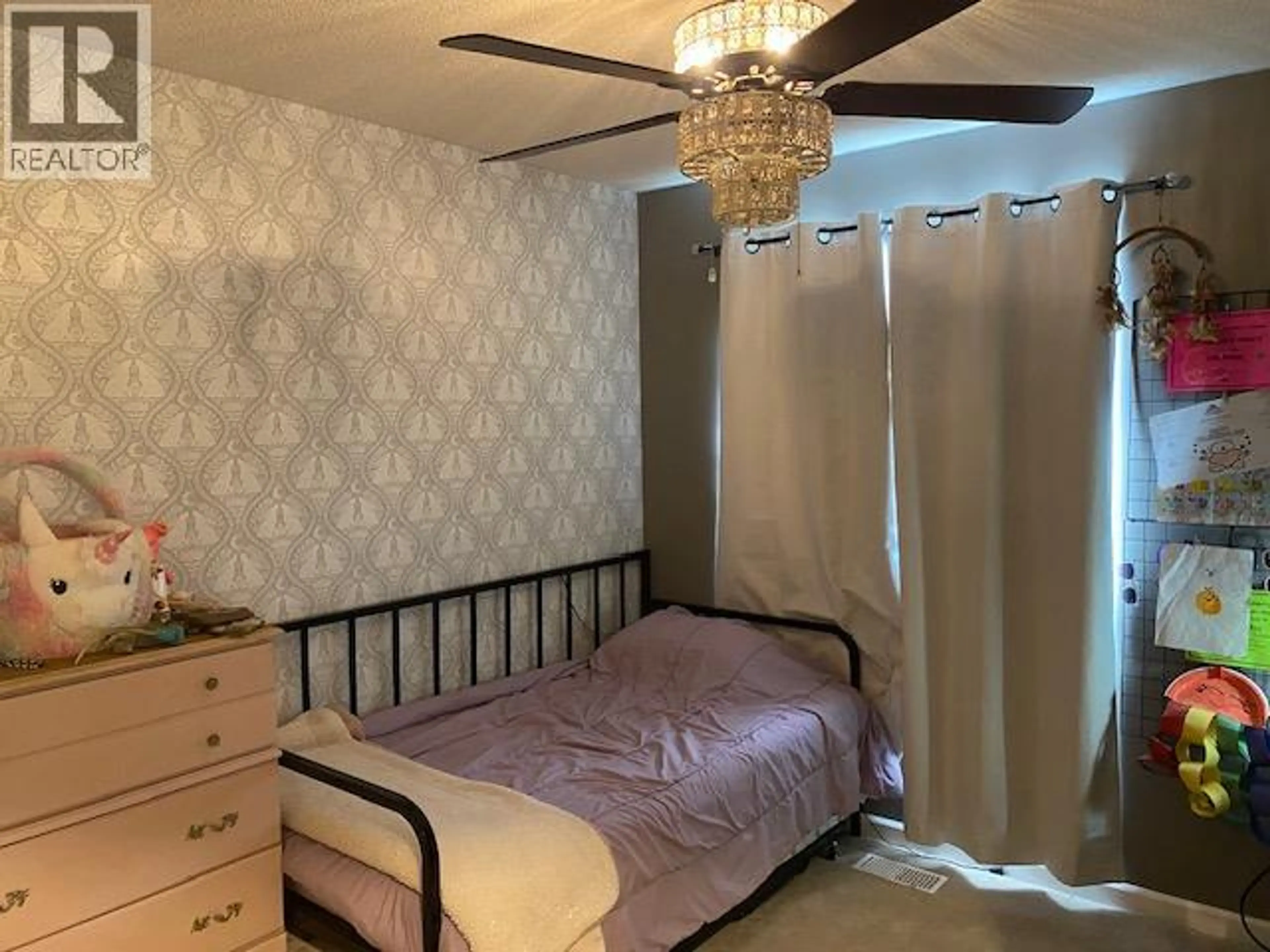 Property at 5404 HILLSIDE AVENUE, Chetwynd, BC