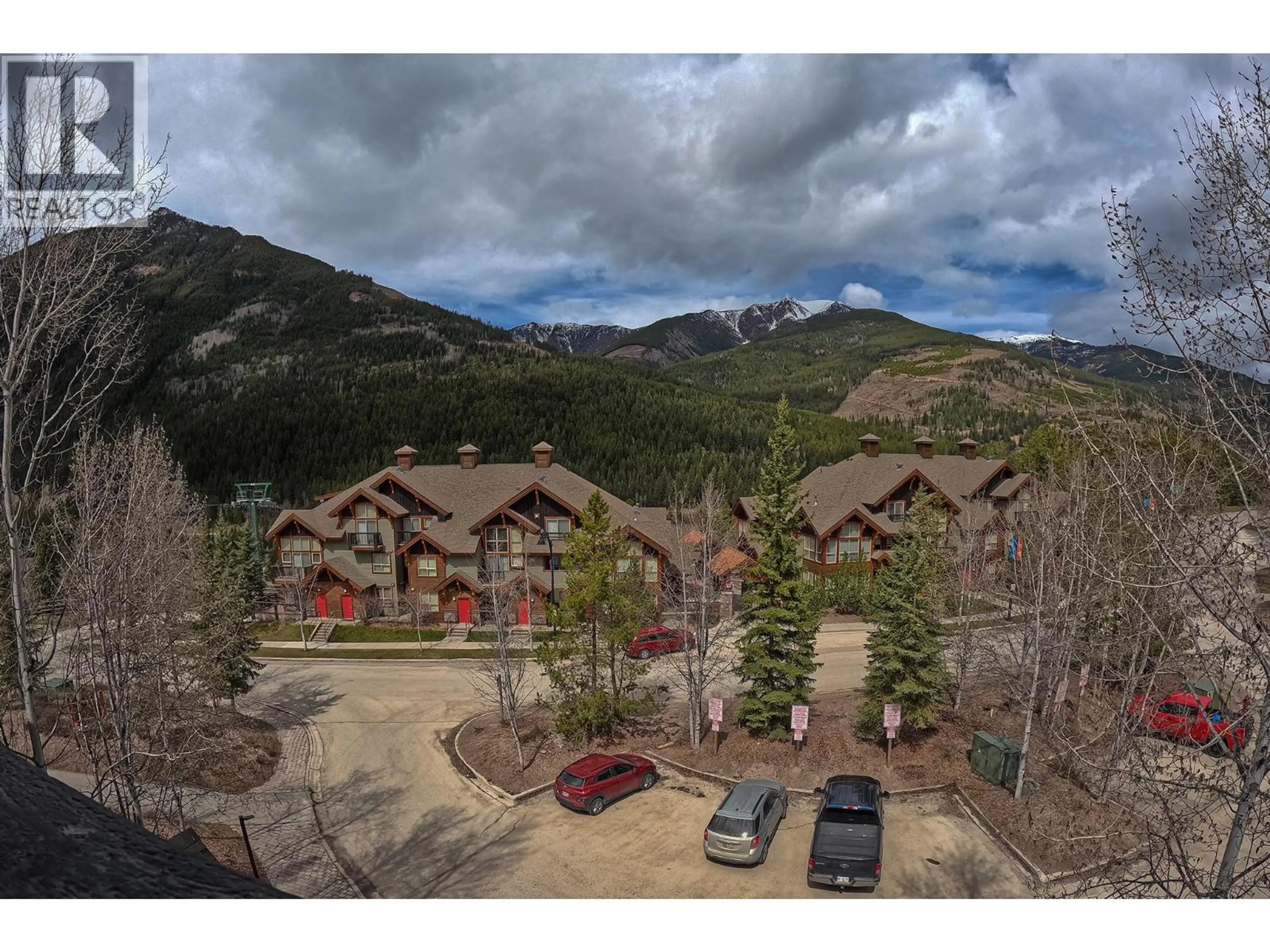 Property at #306 2050 SUMMIT DRIVE, Panorama, BC