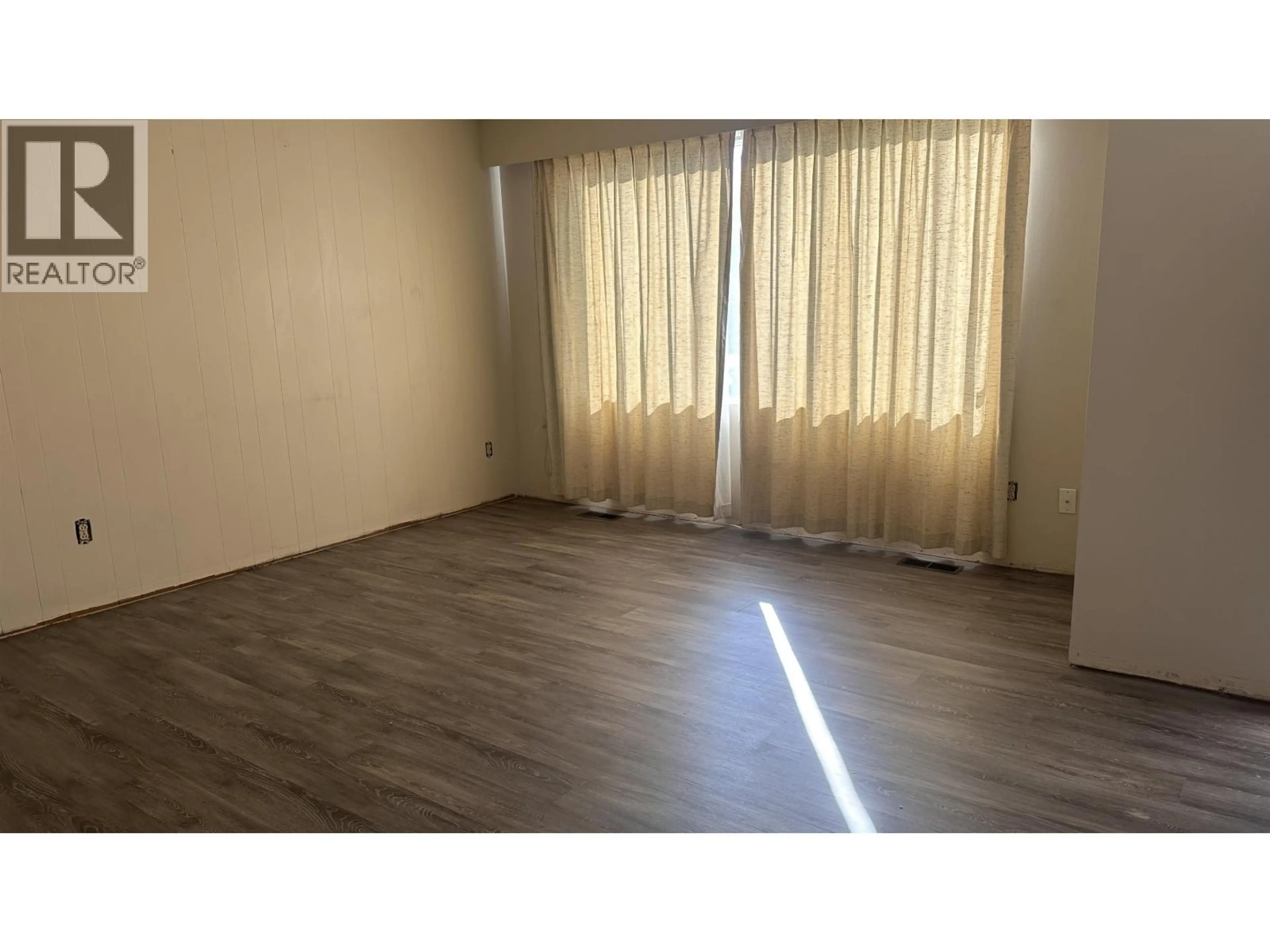 Property at 4118-4122 1ST AVENUE, Prince George, BC