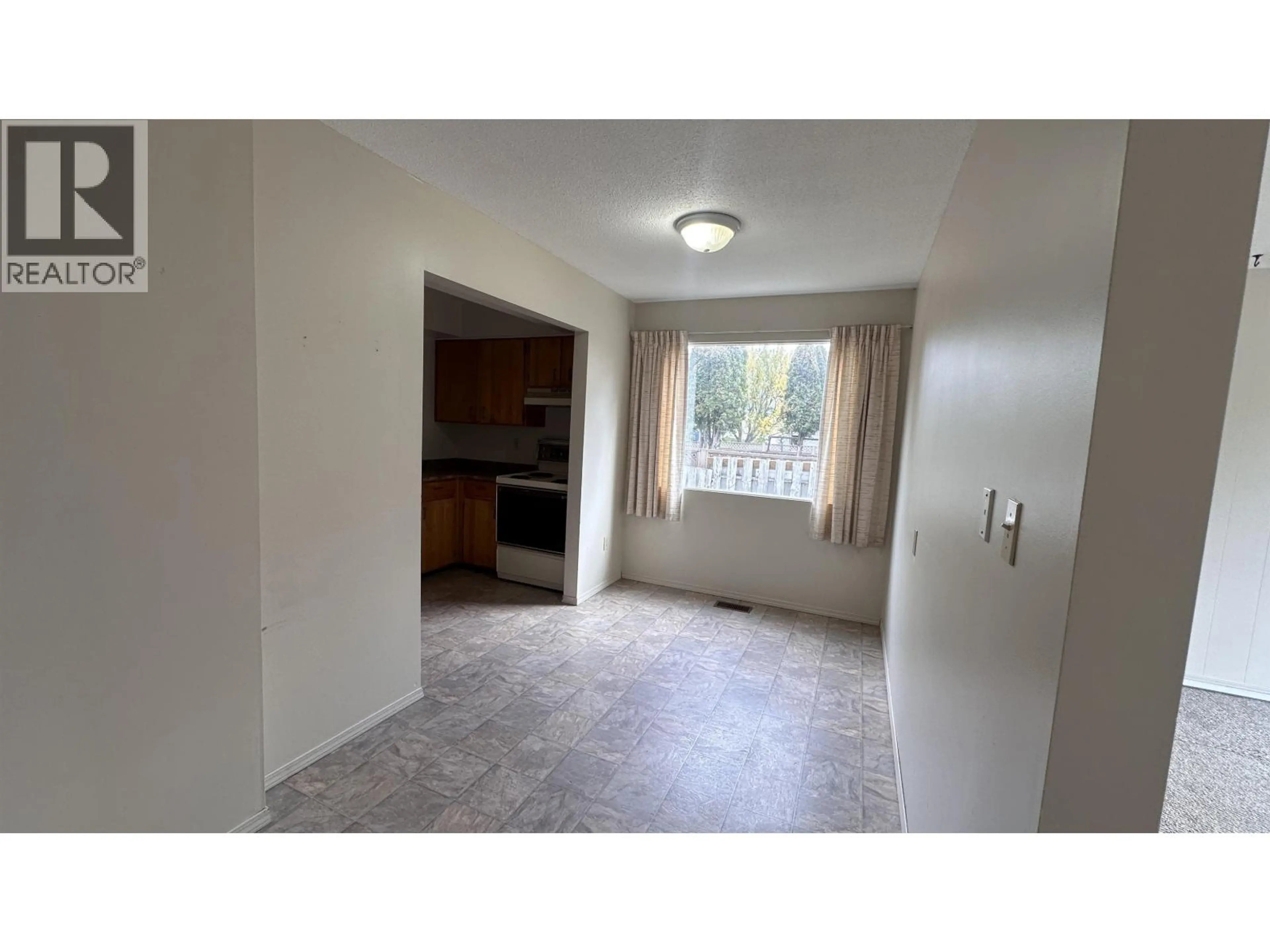 Property at 4118-4122 1ST AVENUE, Prince George, BC