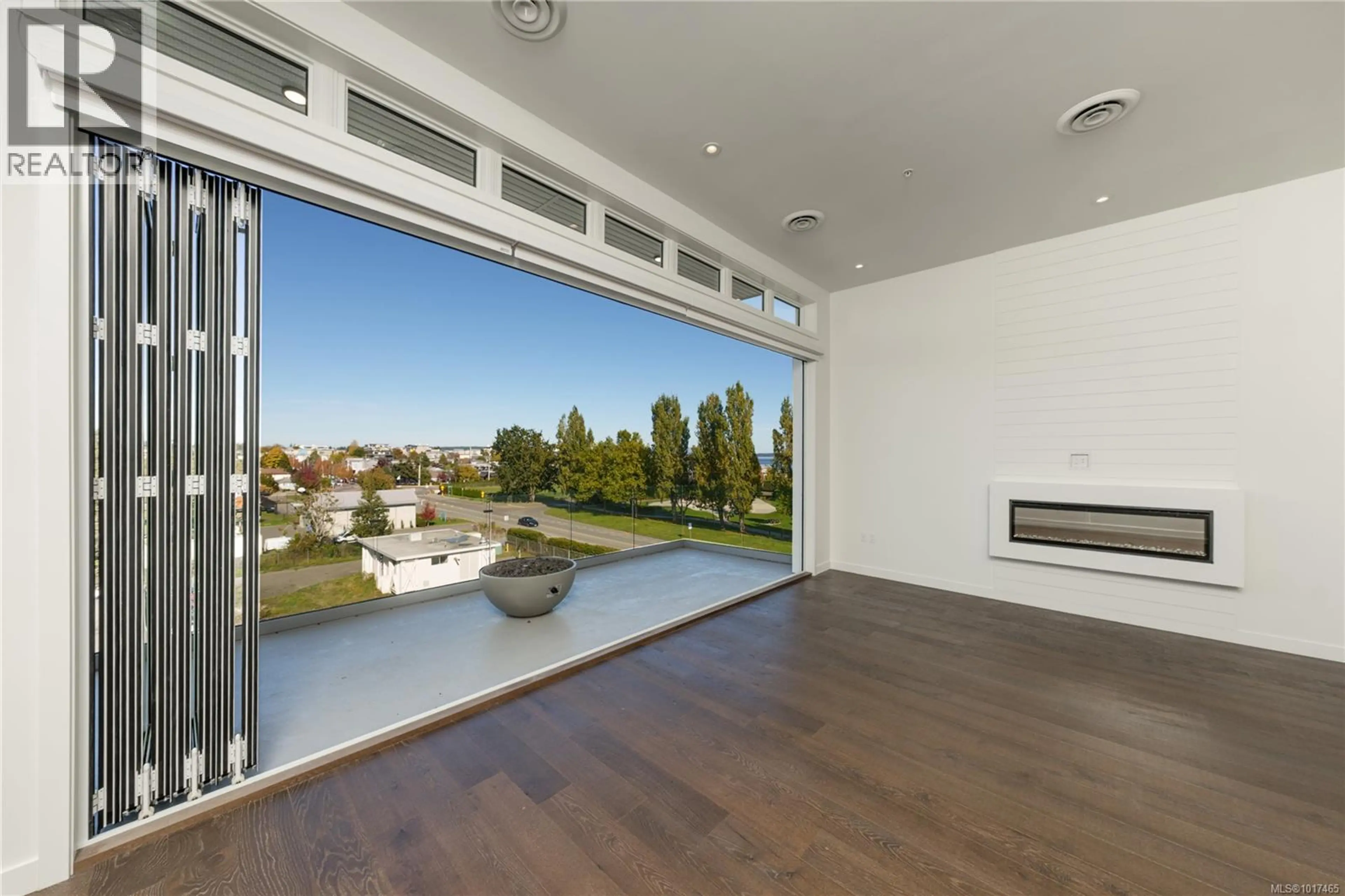 Property at #407 9570 FIFTH ST, Sidney, BC