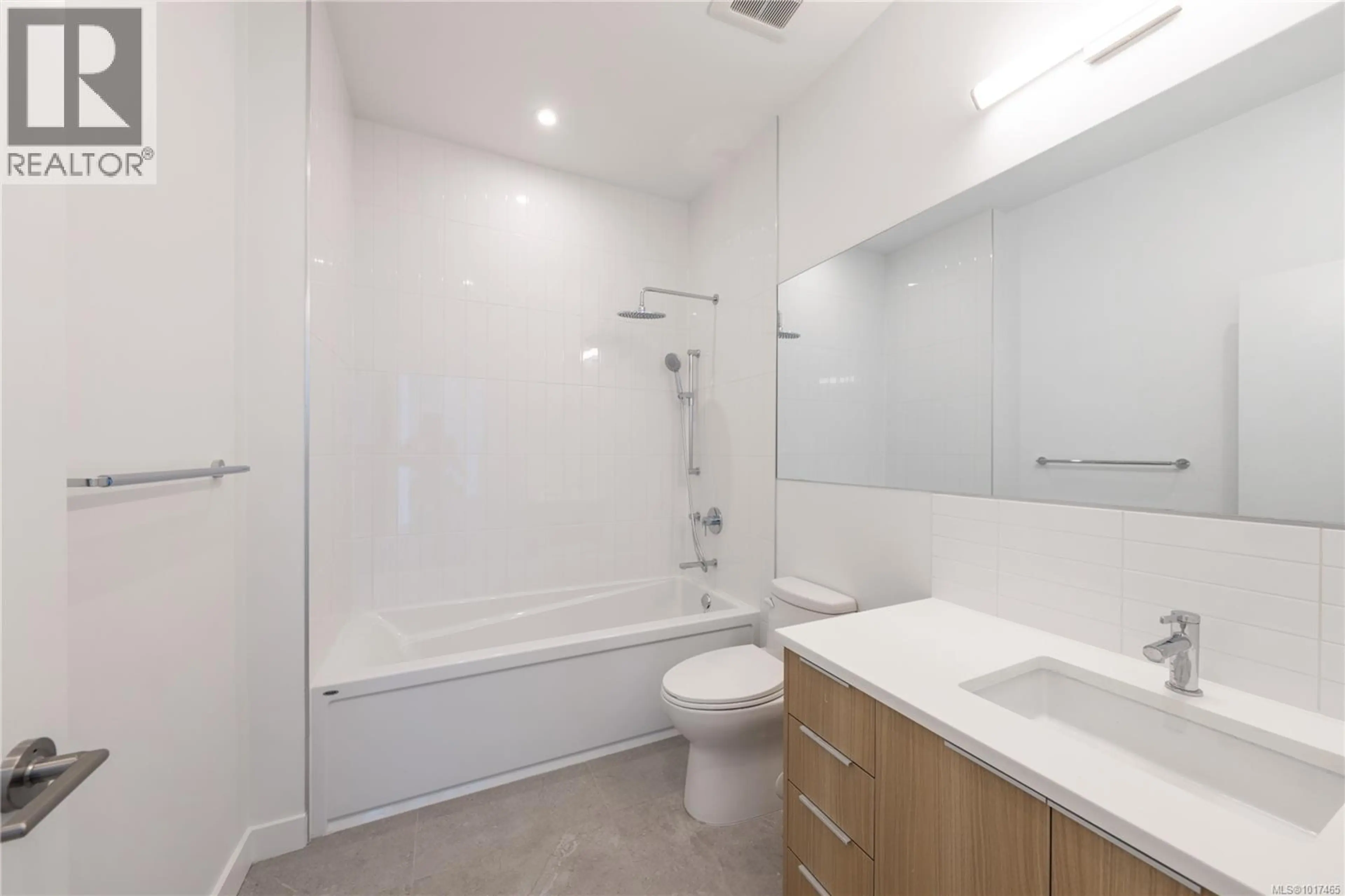 Property at #407 9570 FIFTH ST, Sidney, BC