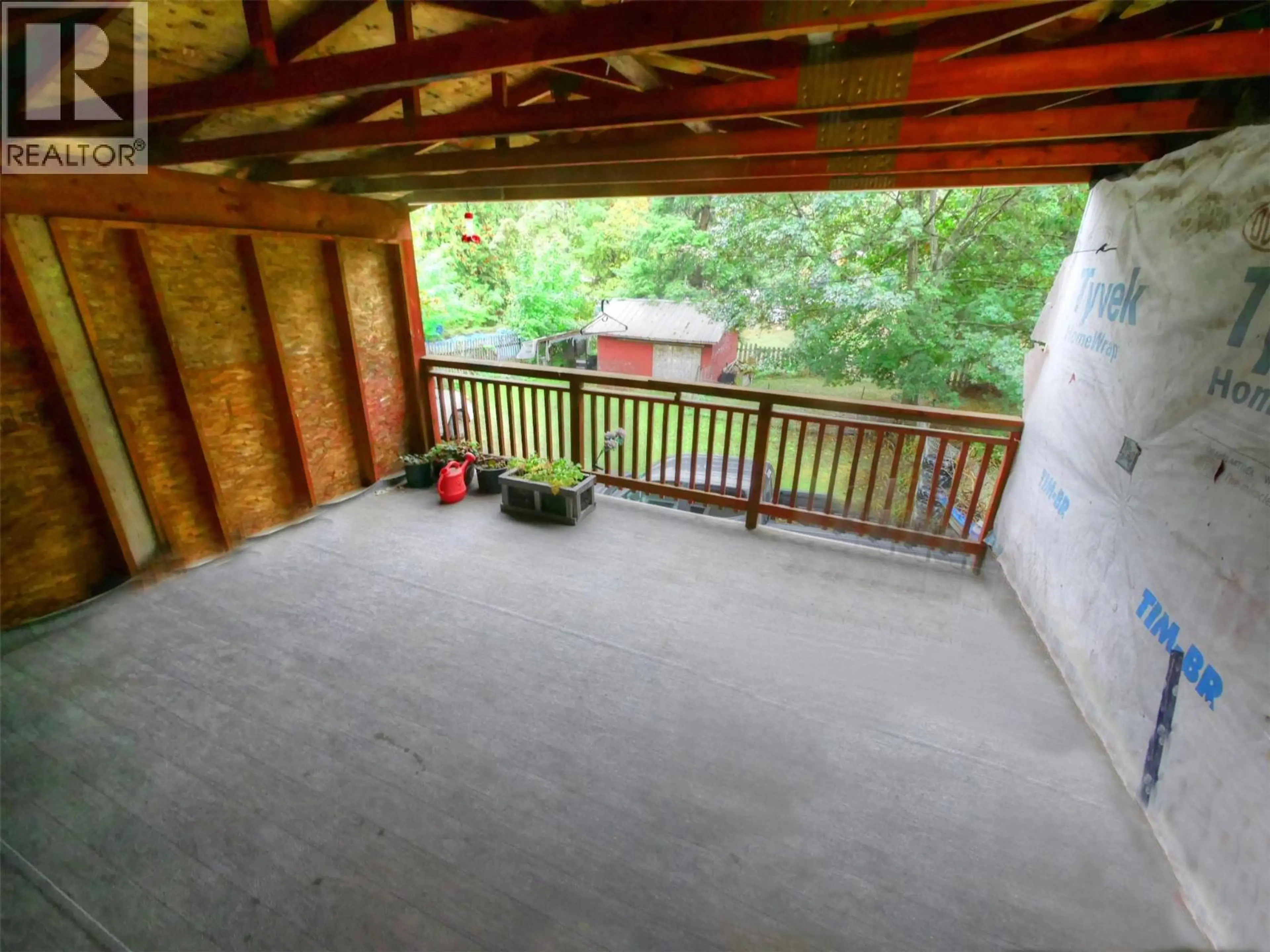 Property at 3560 UPPER LEVELS ROAD, Robson, BC