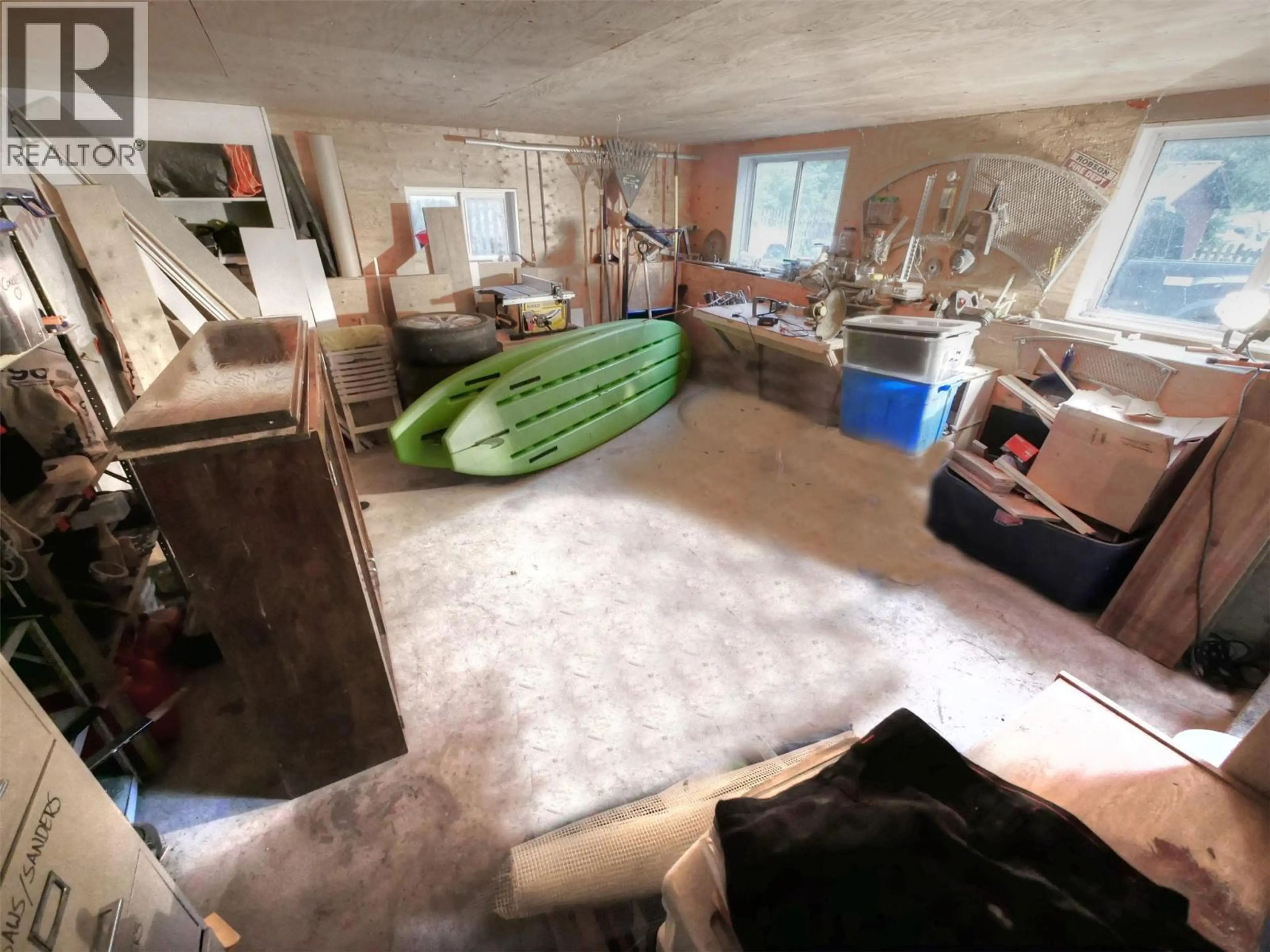 Property at 3560 UPPER LEVELS ROAD, Robson, BC