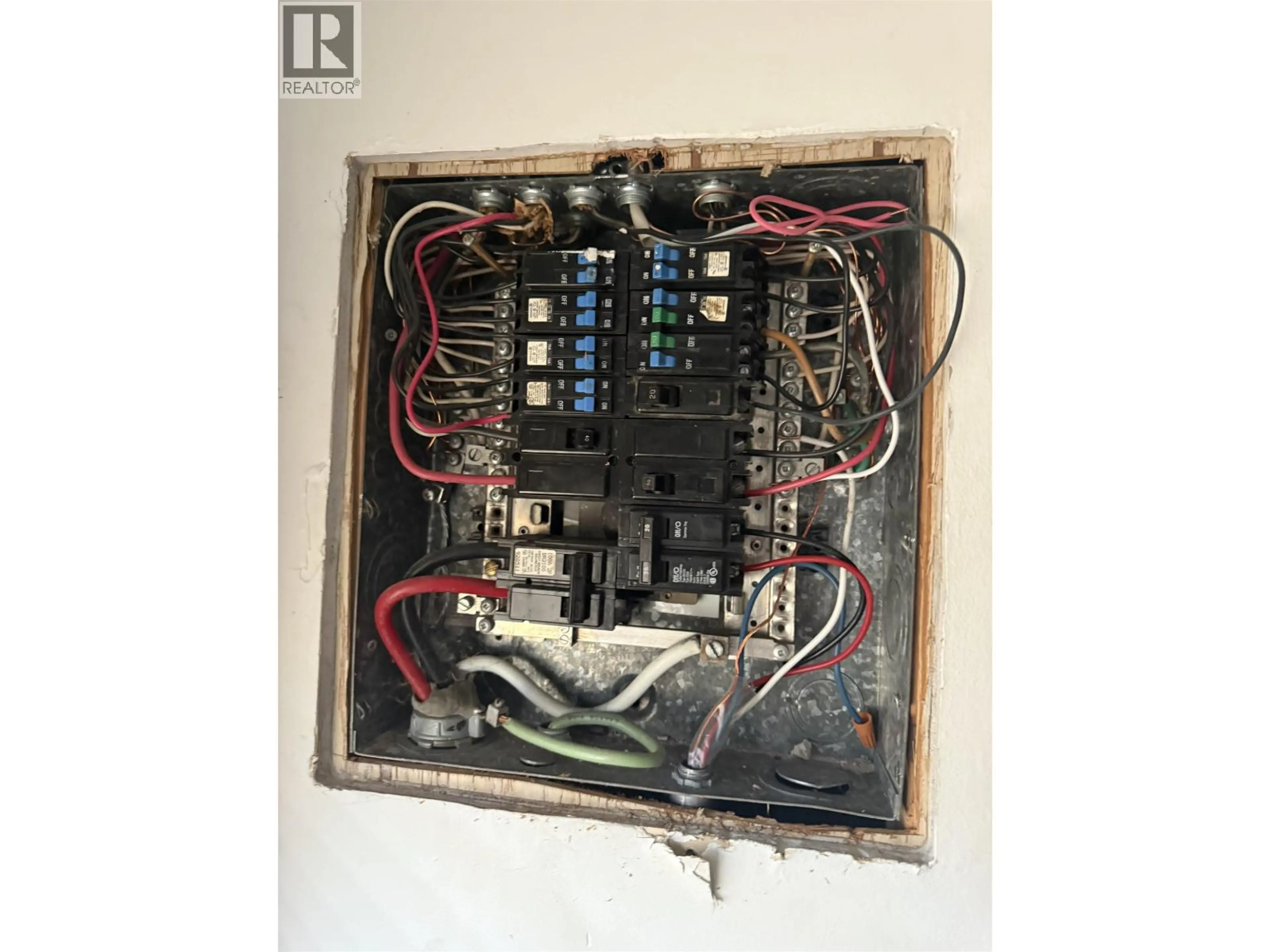 Property at 8707 75 STREET, Fort St. John, BC