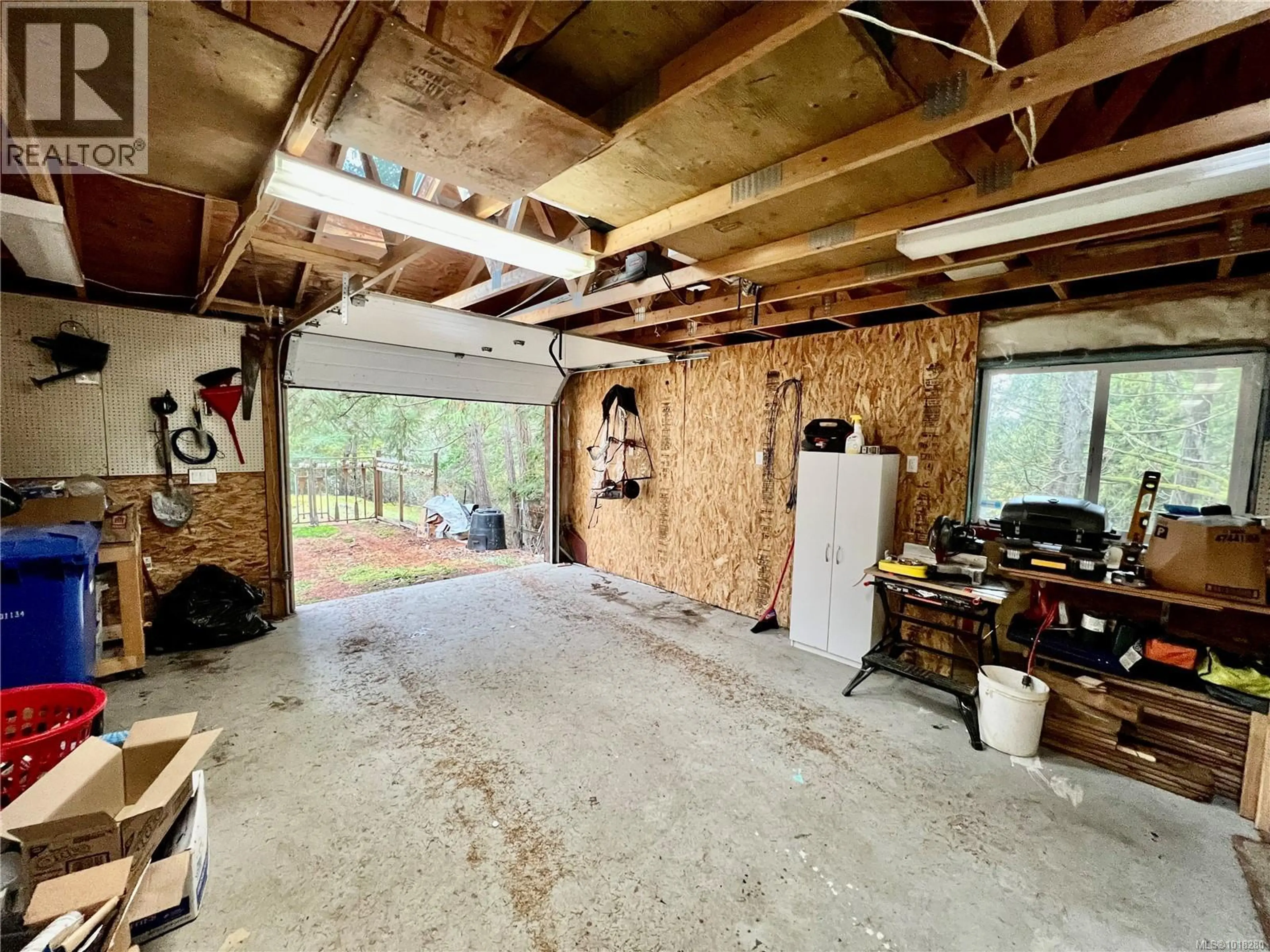 Property at 702 CHARTER RD, Mayne Island, BC