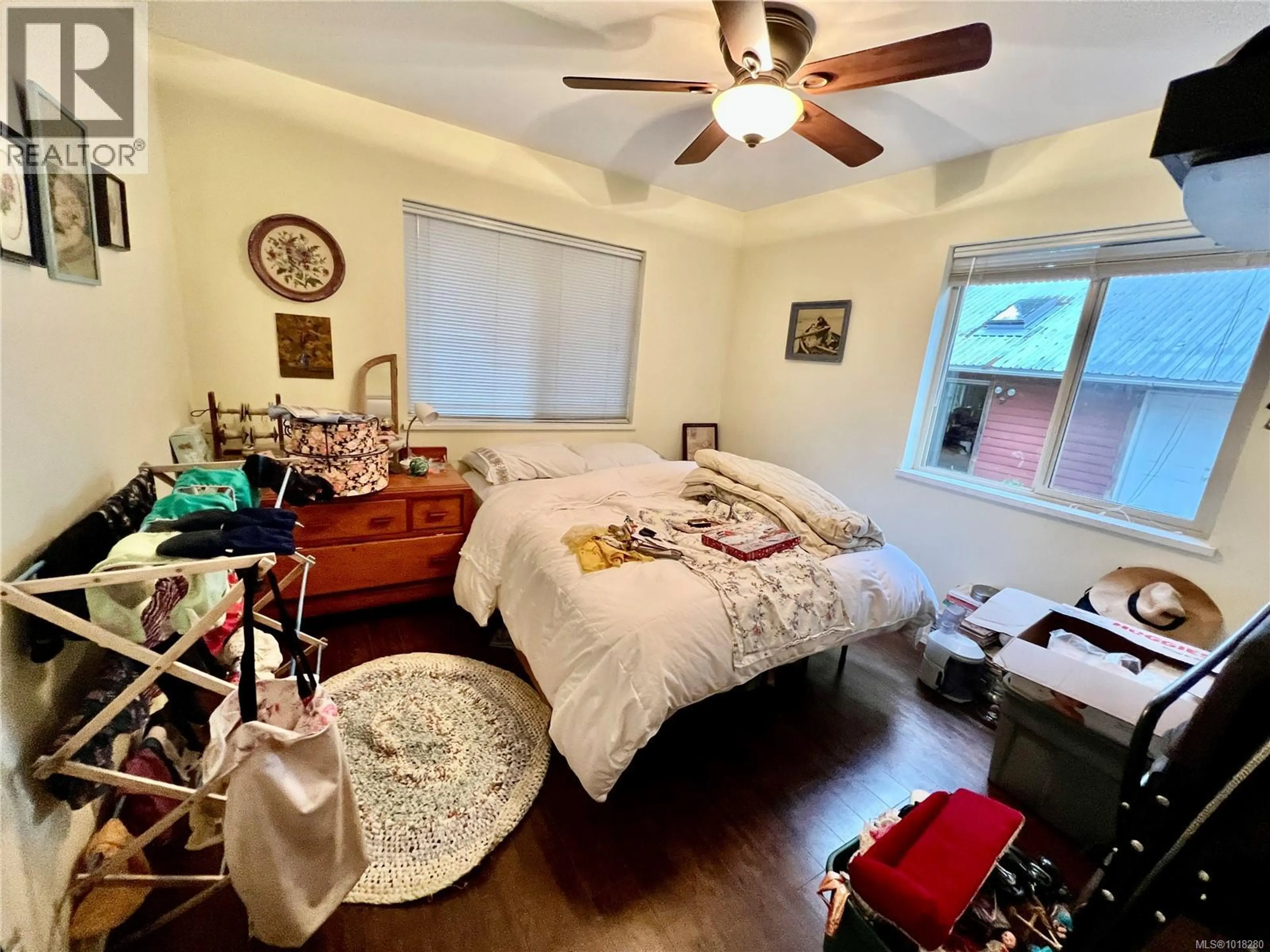 Property at 702 CHARTER RD, Mayne Island, BC