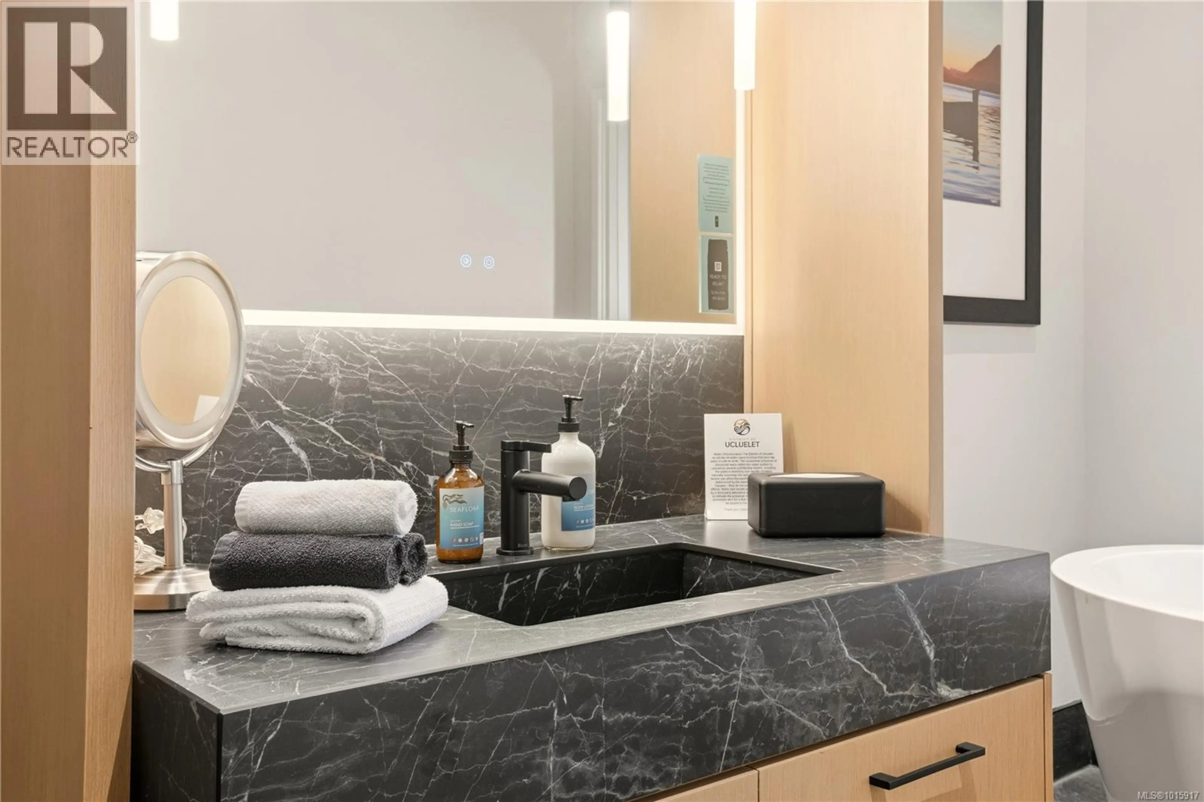 Property at #302 596 MARINE DR, Ucluelet, BC