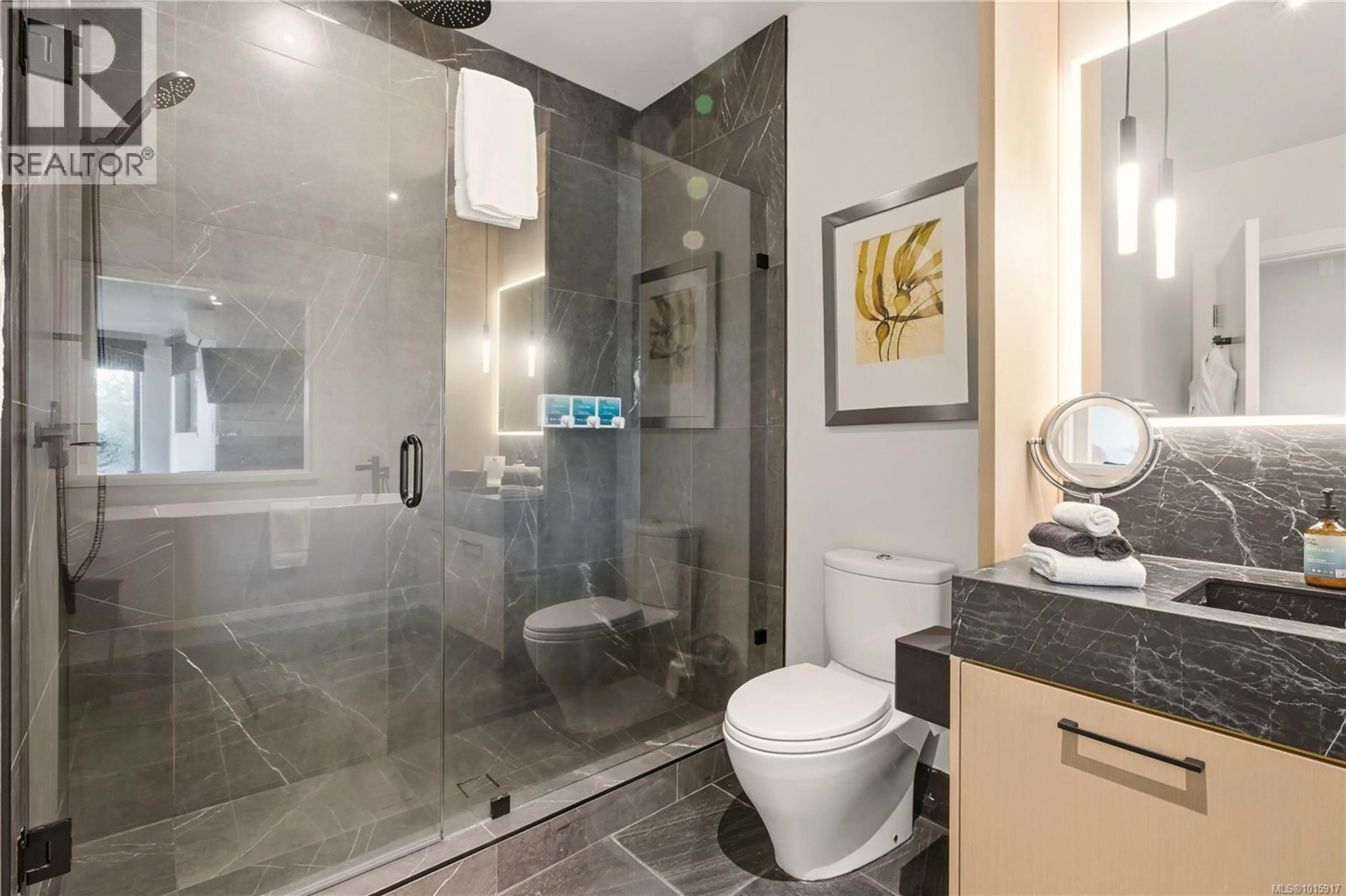 Property at #302 596 MARINE DR, Ucluelet, BC