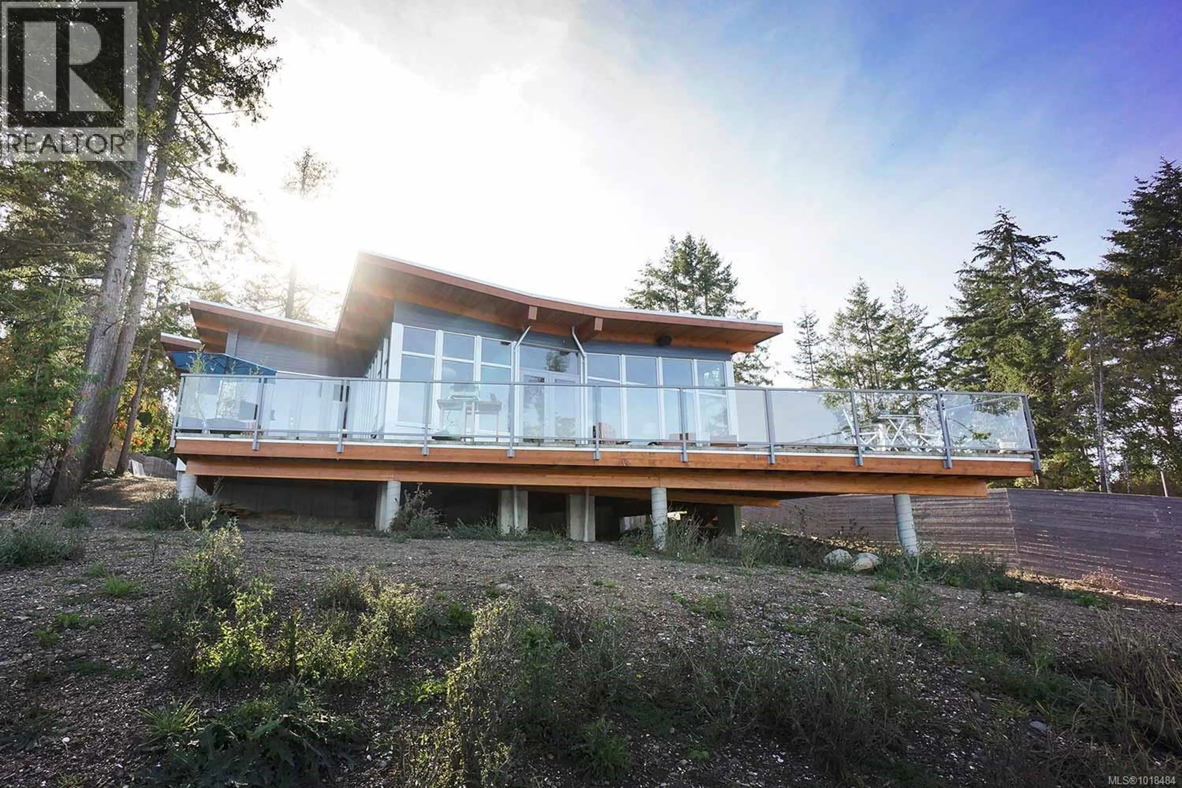 Property at 3870 EAST RD, Denman Island, BC