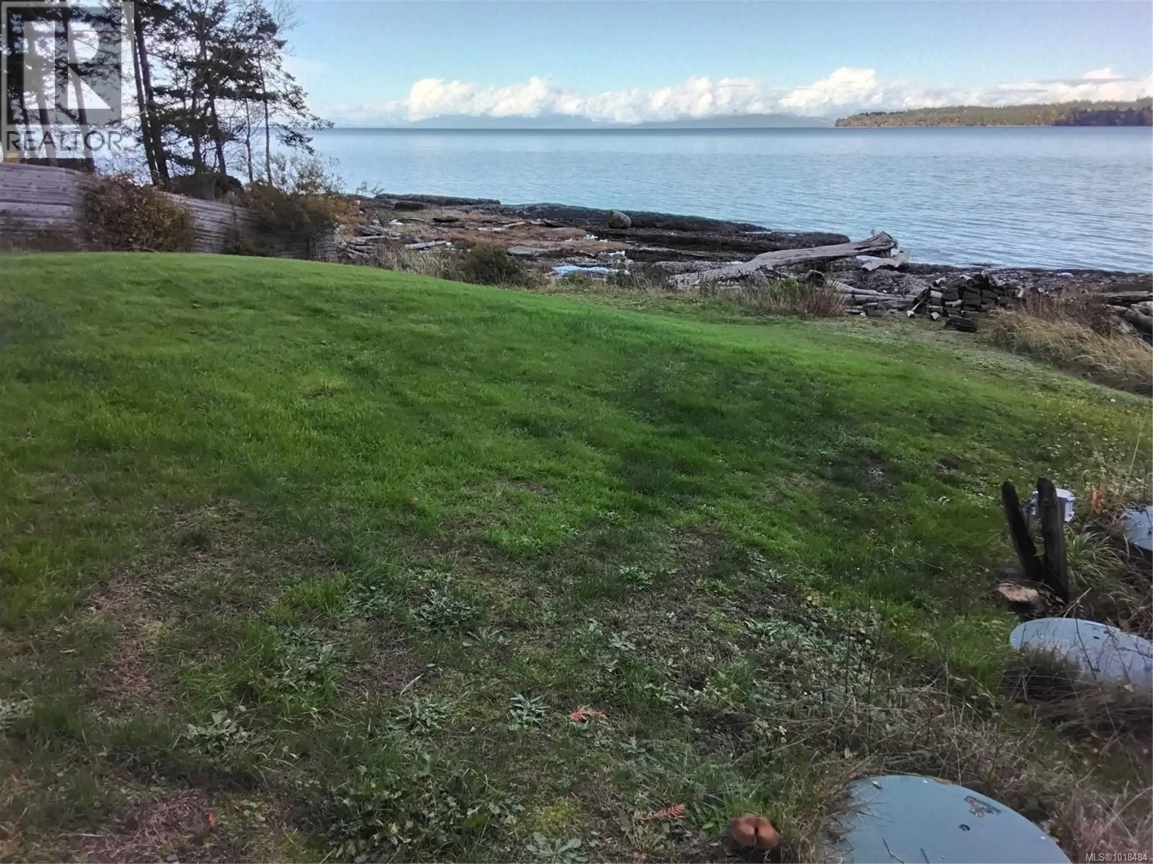 Property at 3870 EAST RD, Denman Island, BC