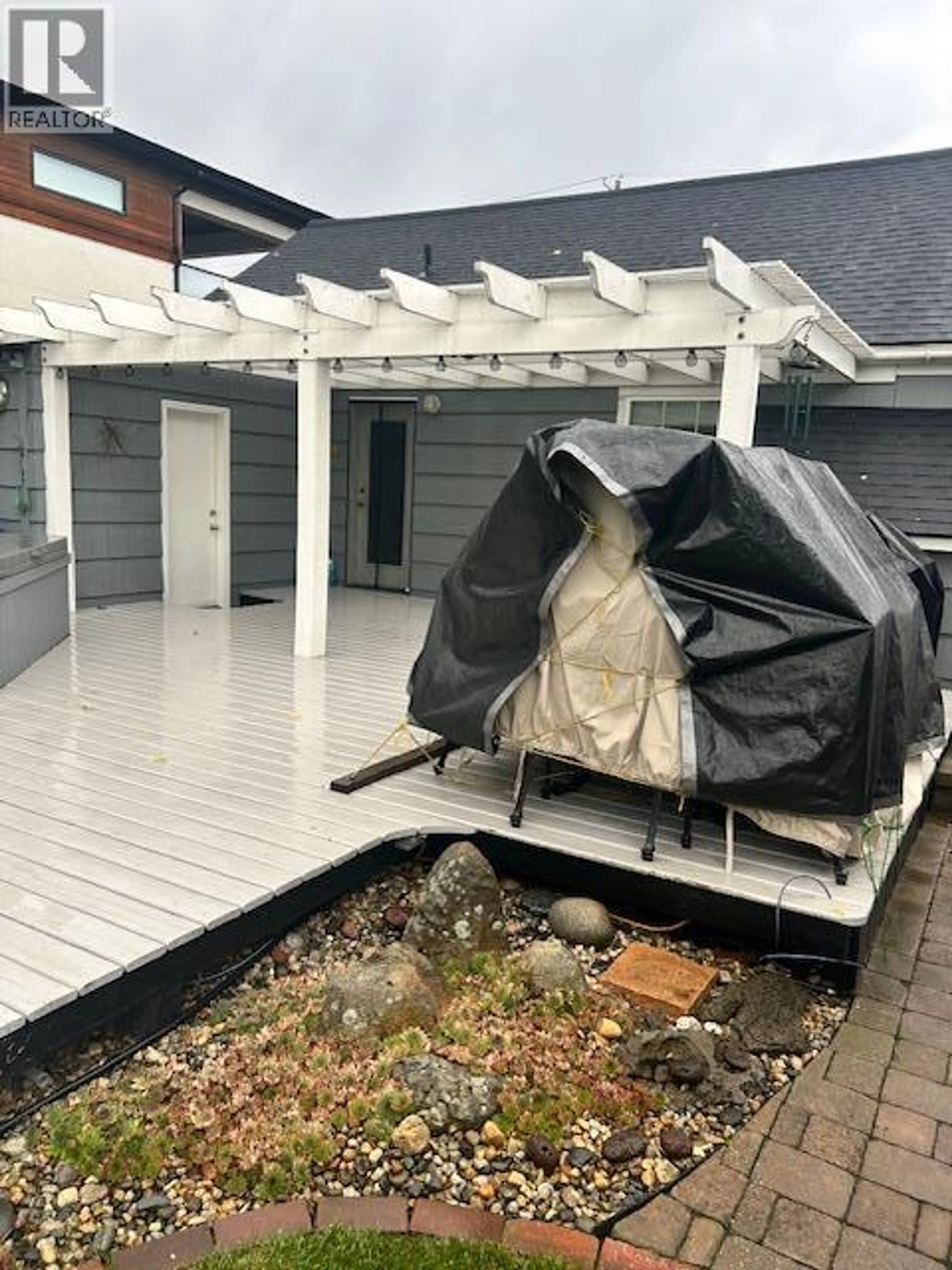 Property at 3547 LAKESHORE ROAD, Kelowna, BC