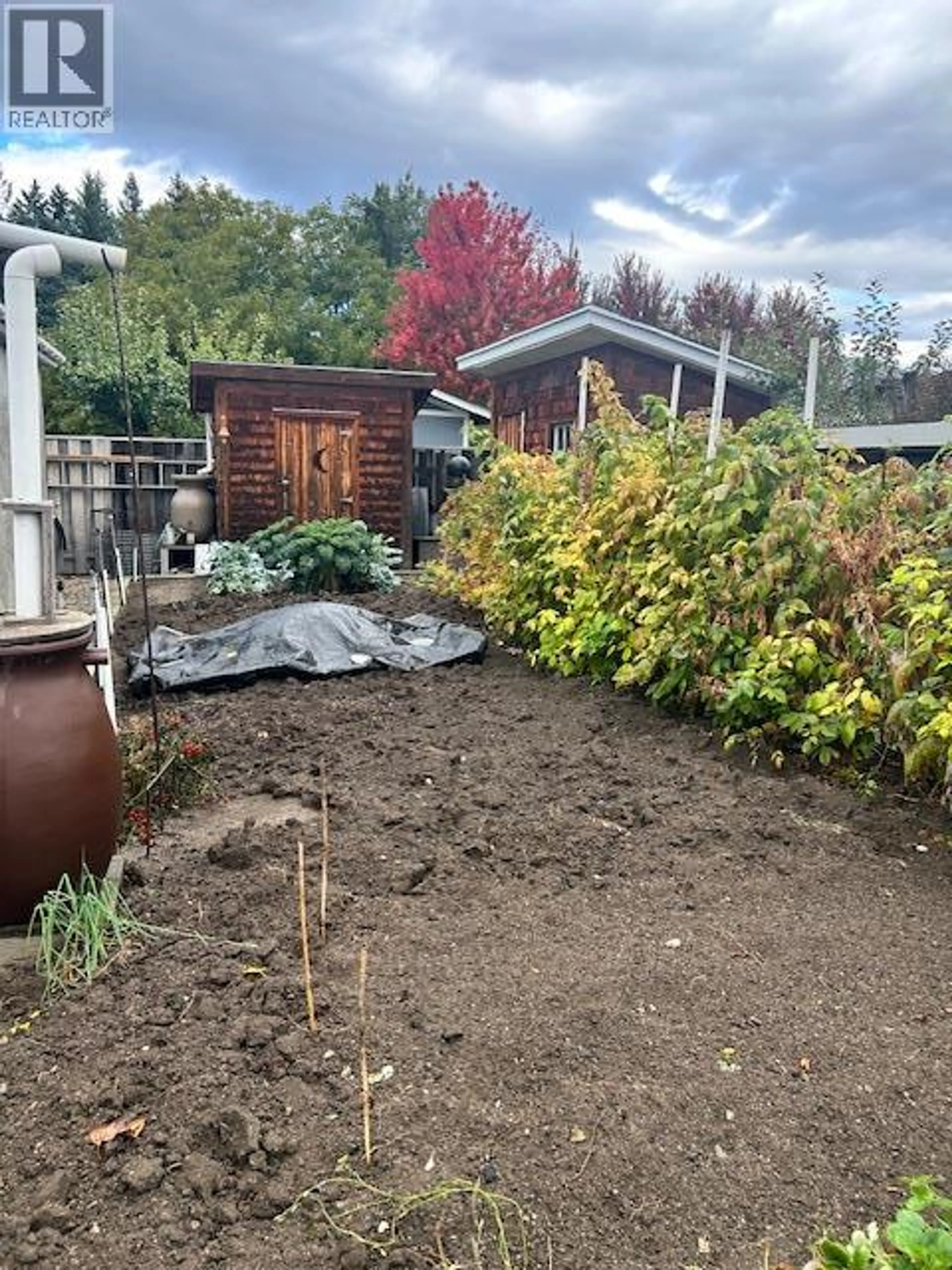 Property at 3547 LAKESHORE ROAD, Kelowna, BC