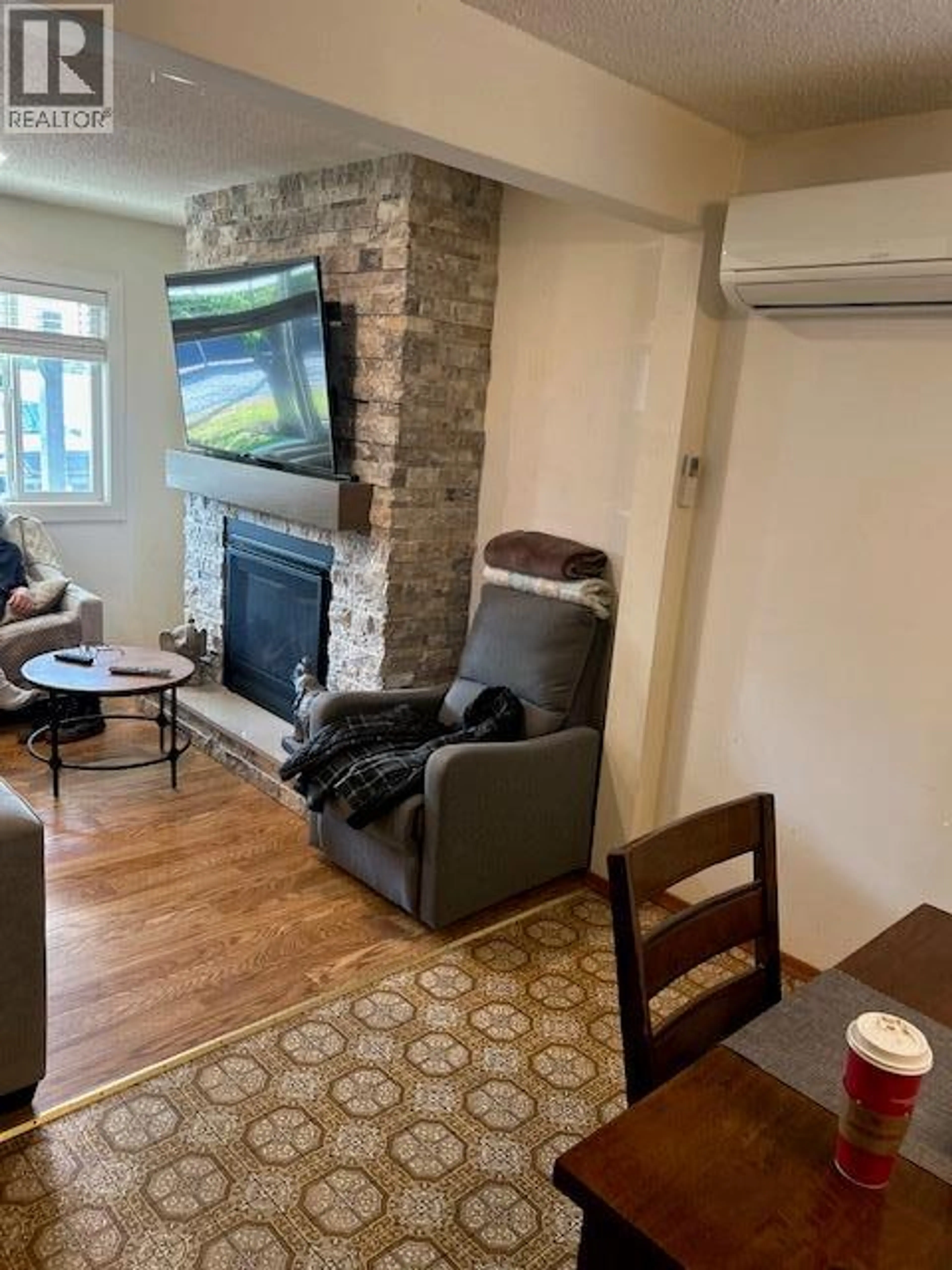 Property at 3537 LAKESHORE ROAD, Kelowna, BC