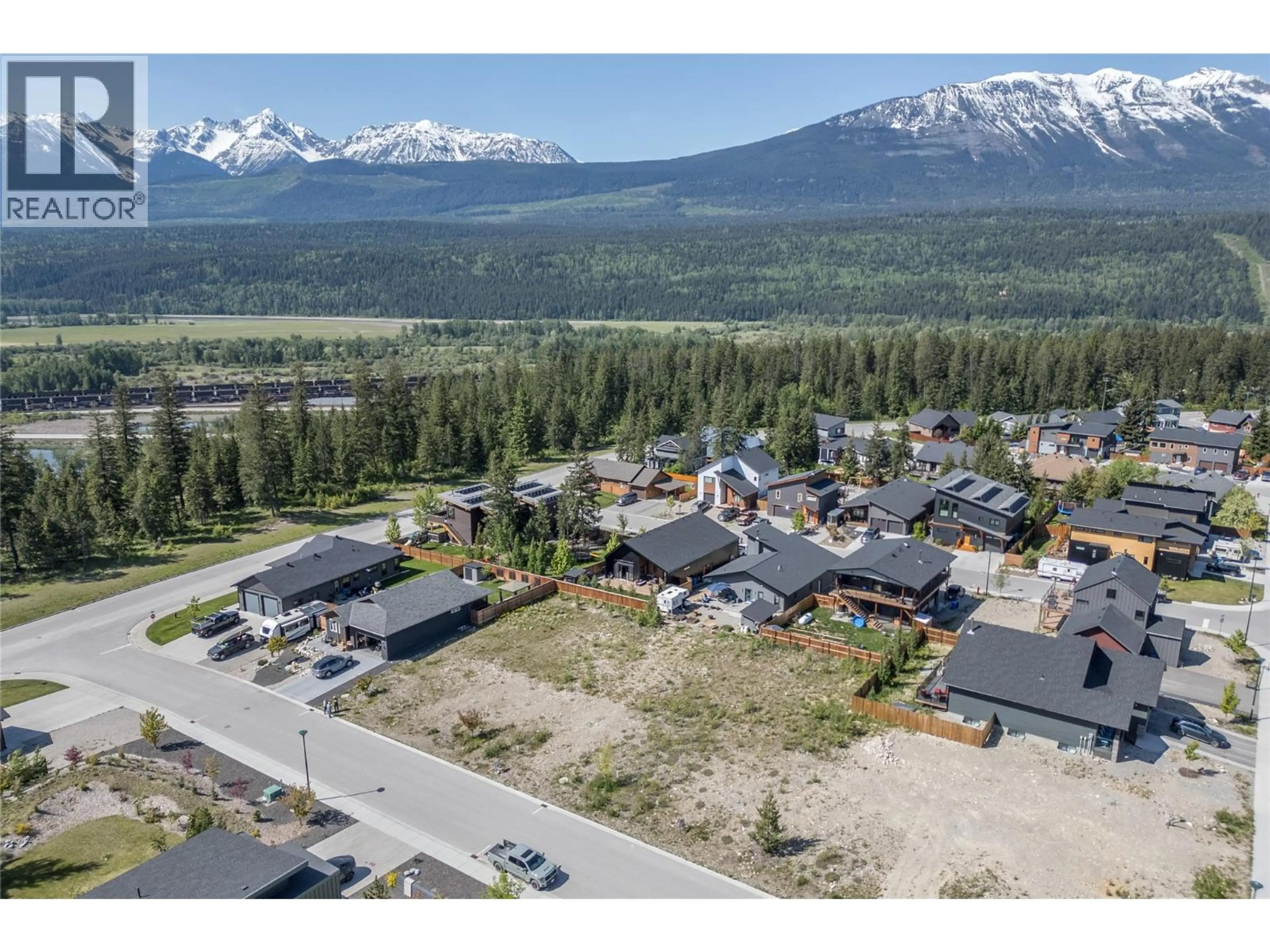 1608 CEDAR STREET - Image 4