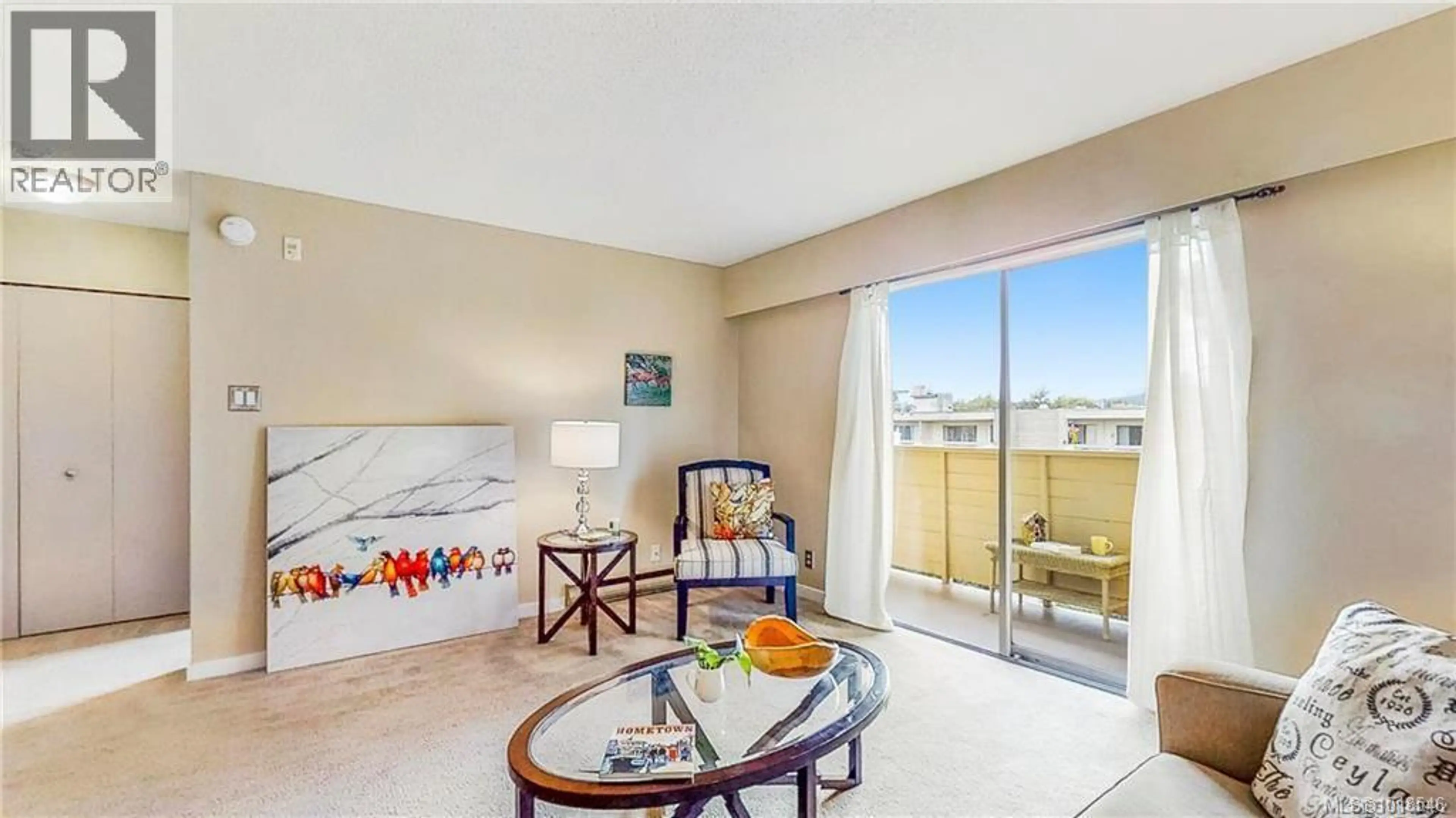 Property at #303 1597 MIDGARD AVE, Saanich, BC