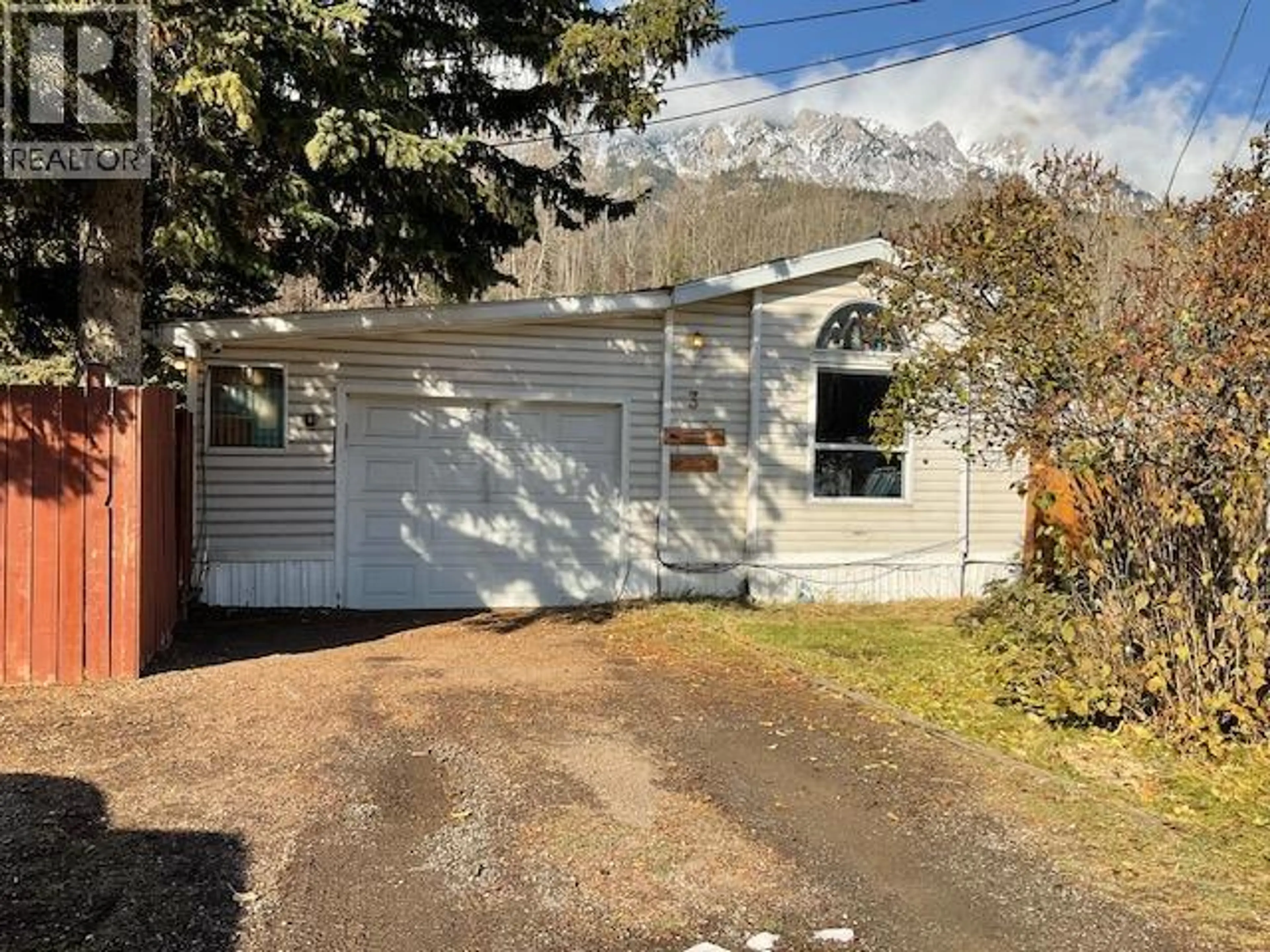 Property at #3 2011 HIGHWAY 3, Hosmer, BC
