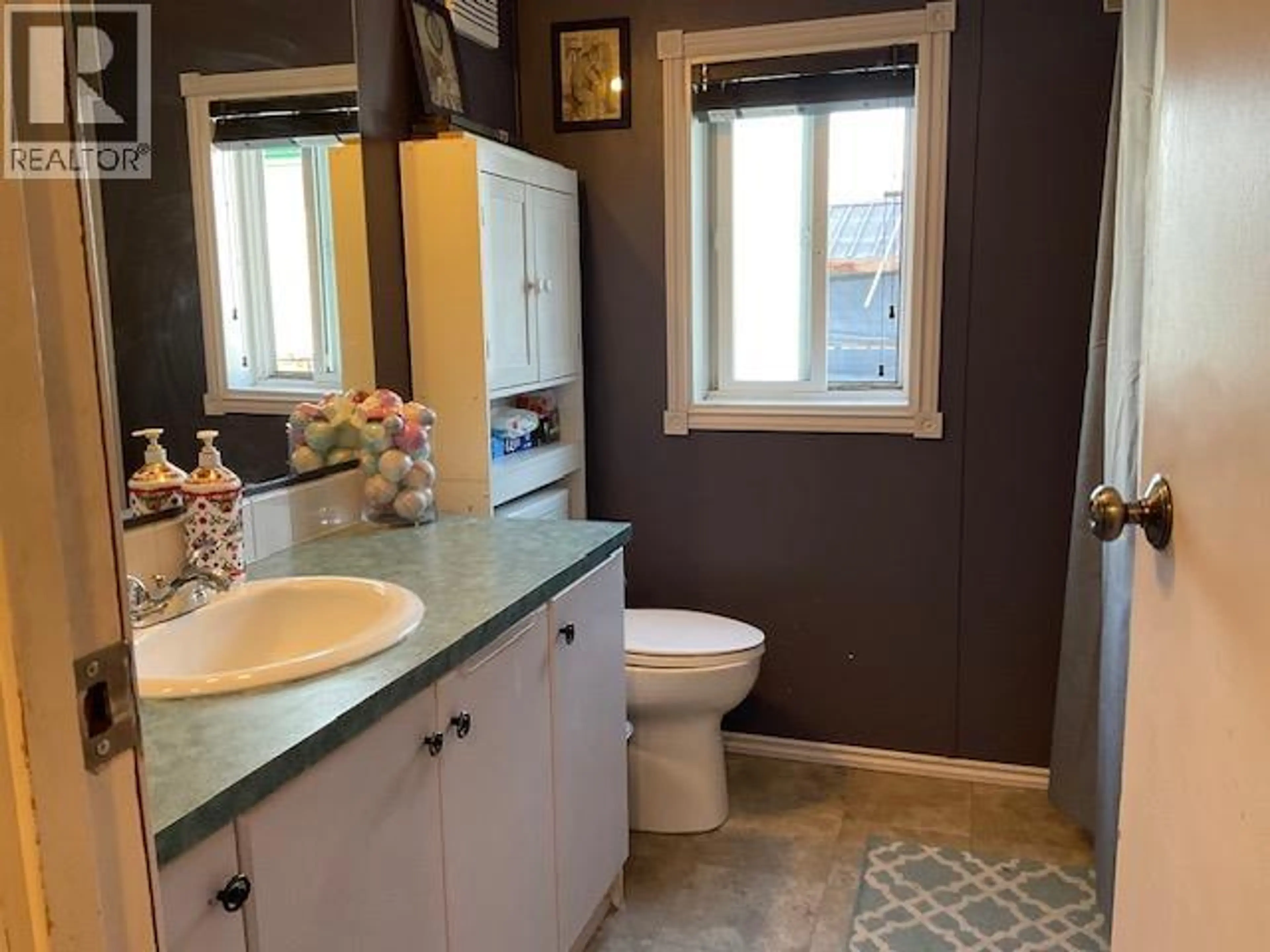 Property at #3 2011 HIGHWAY 3, Hosmer, BC