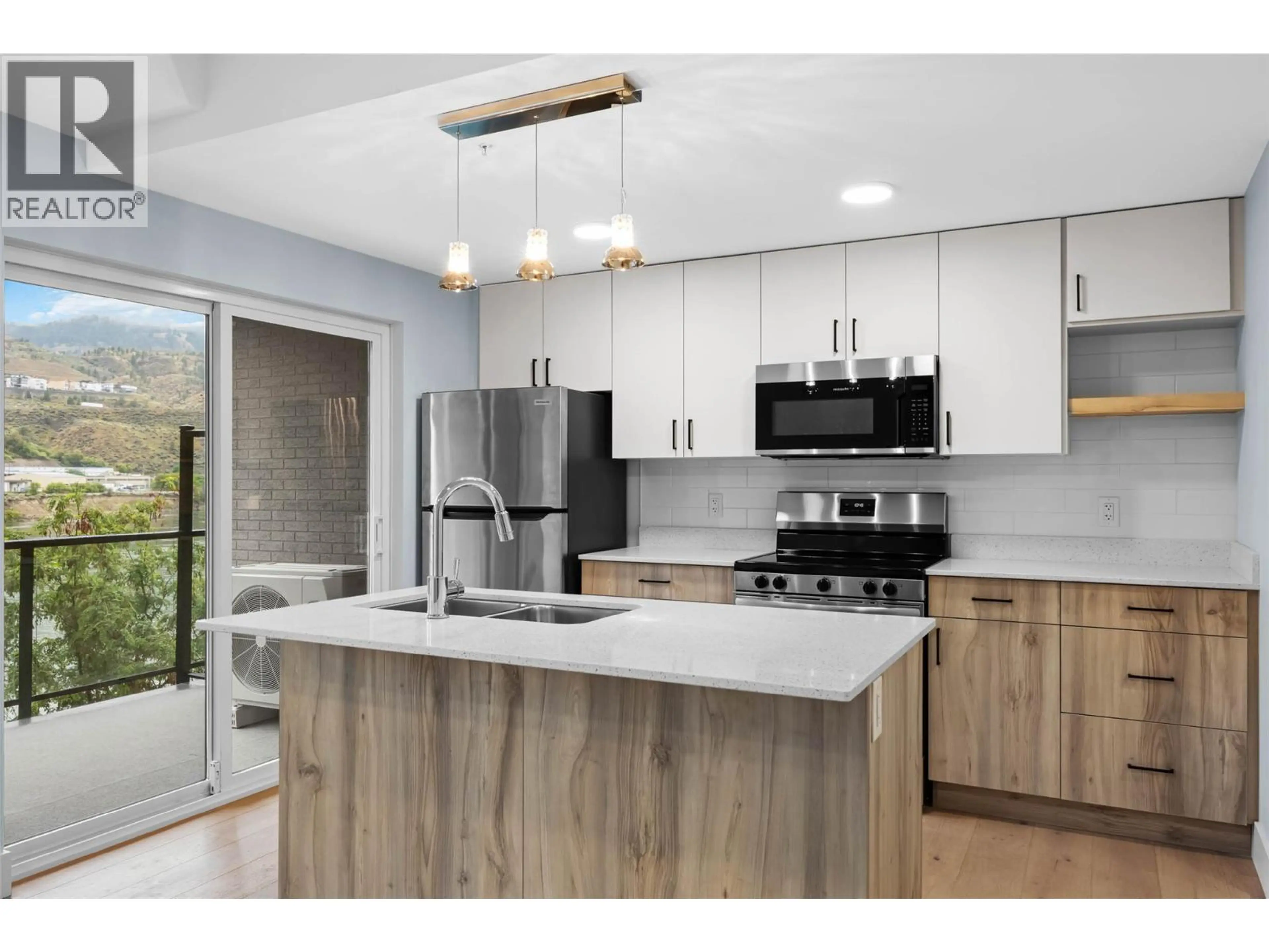 Property at #204 207 ROYAL AVENUE, Kamloops, BC