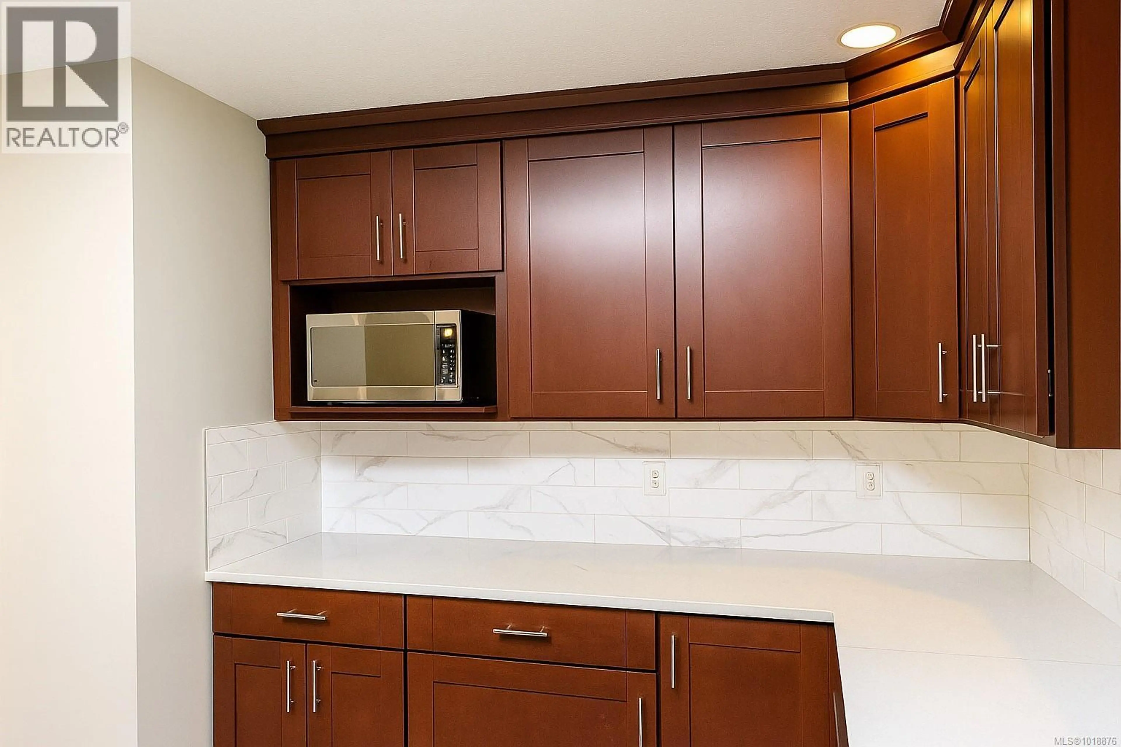 Property at 2303 JINGLE POT RD, Nanaimo, BC