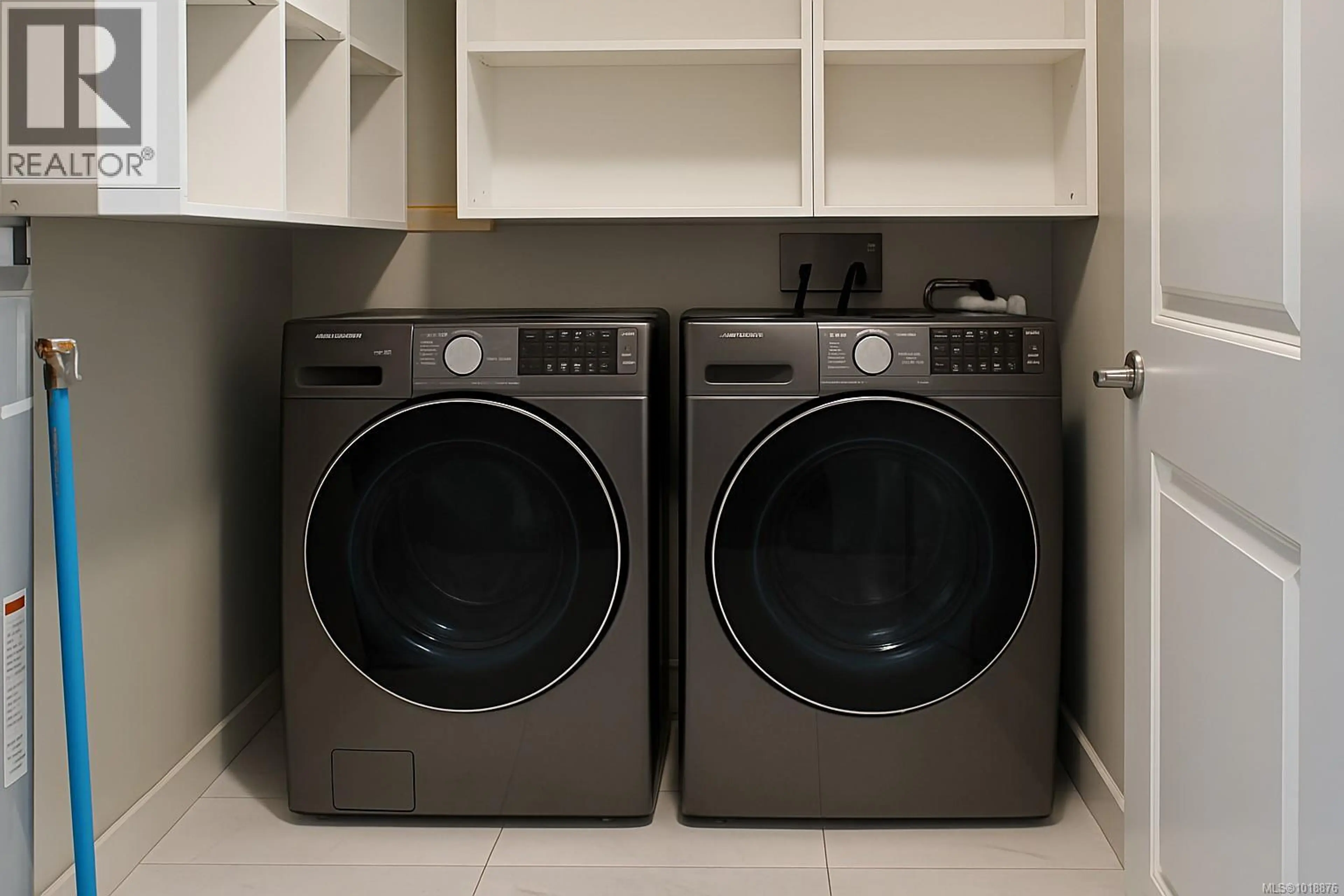 Property at 2303 JINGLE POT RD, Nanaimo, BC