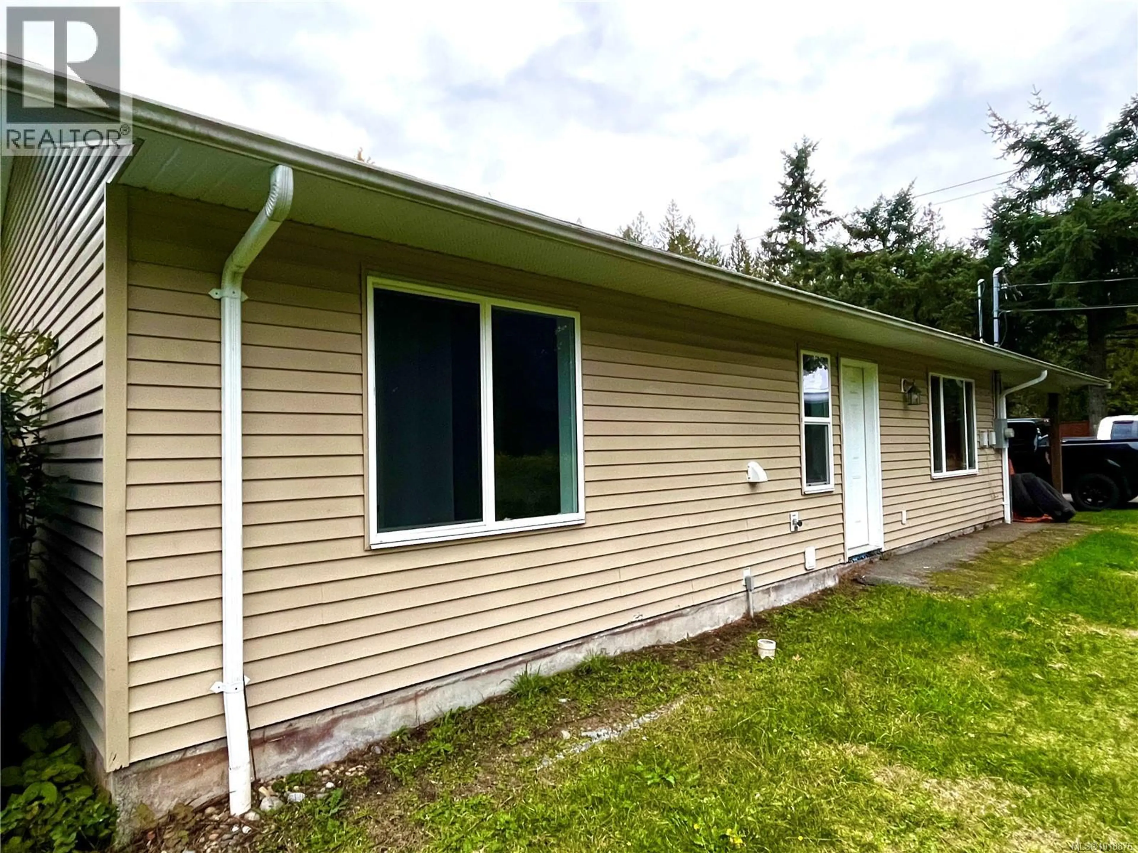 Property at 2303 JINGLE POT RD, Nanaimo, BC