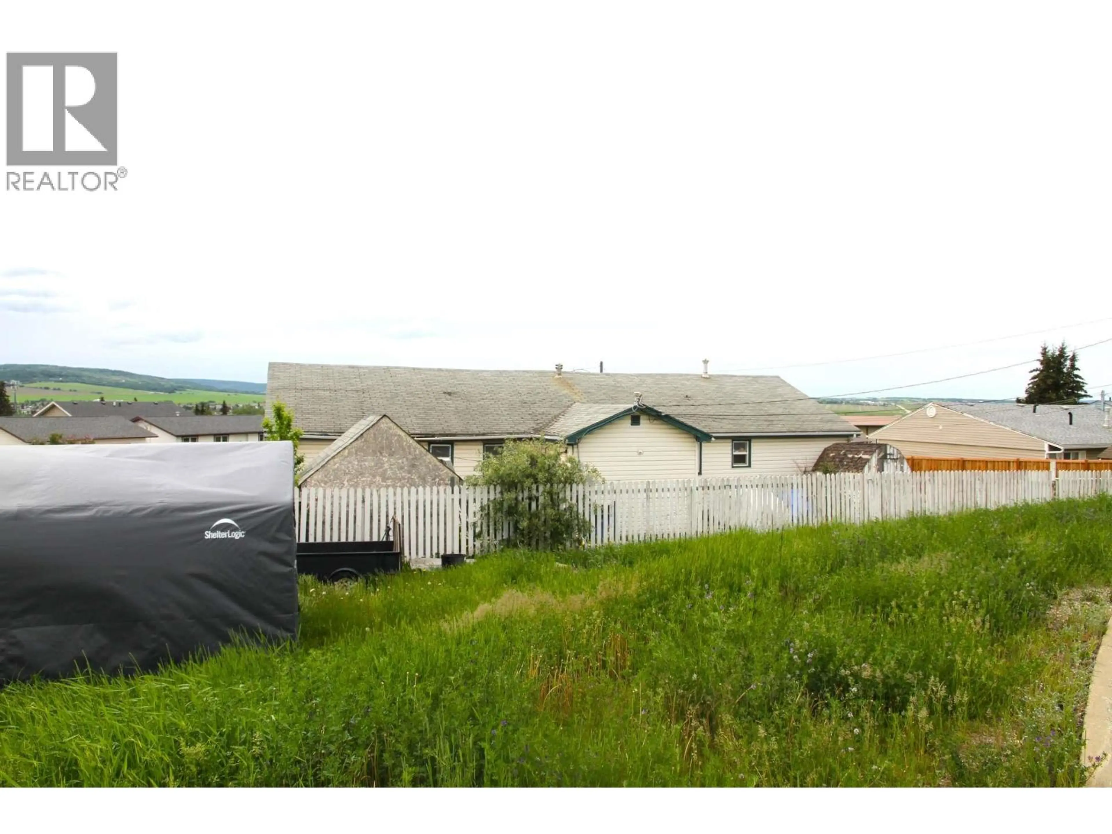 Property at 900 CORNWALL CRESCENT, Dawson Creek, BC