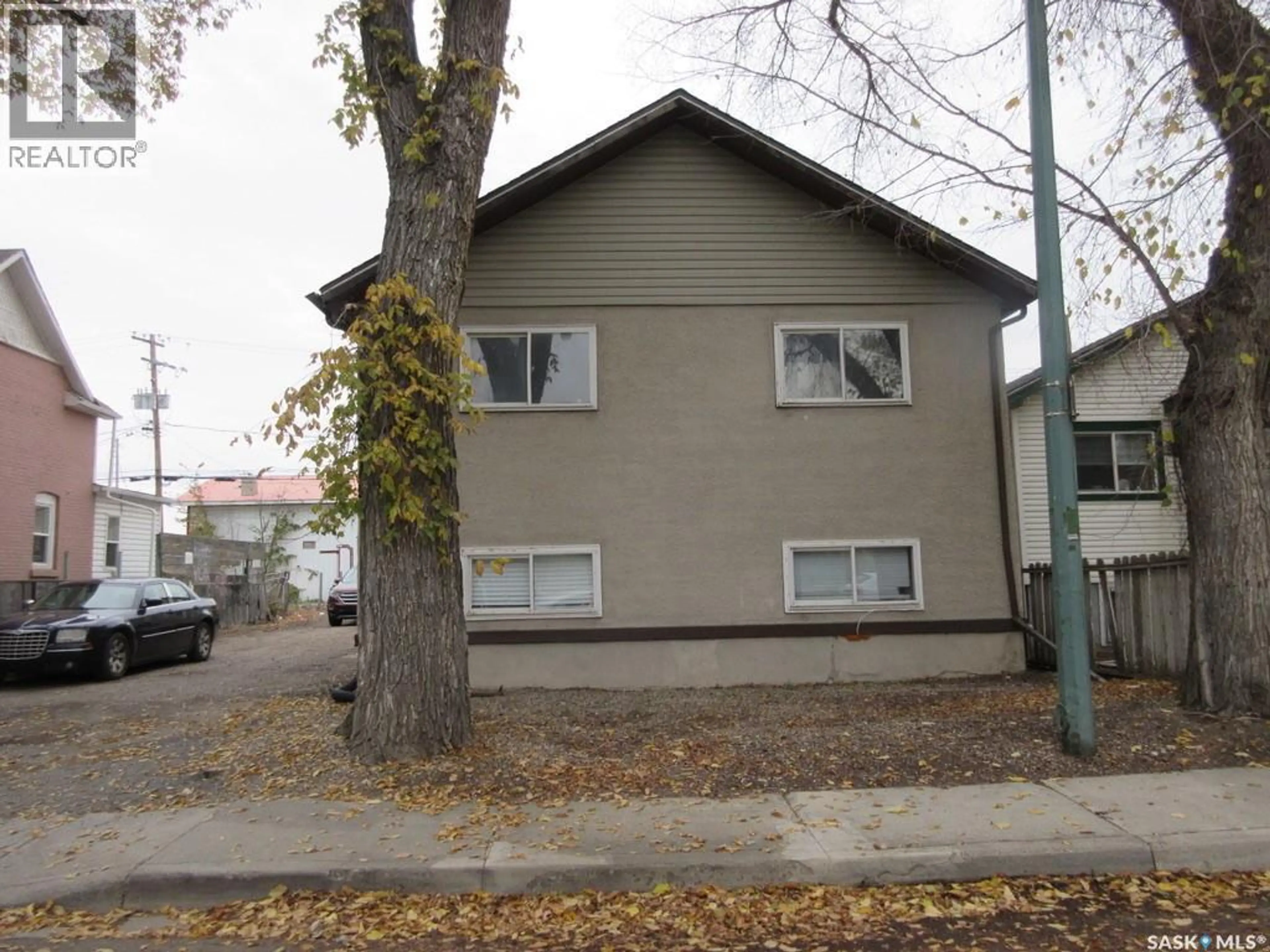 Property at 1817 QUEBEC STREET, Regina, SK