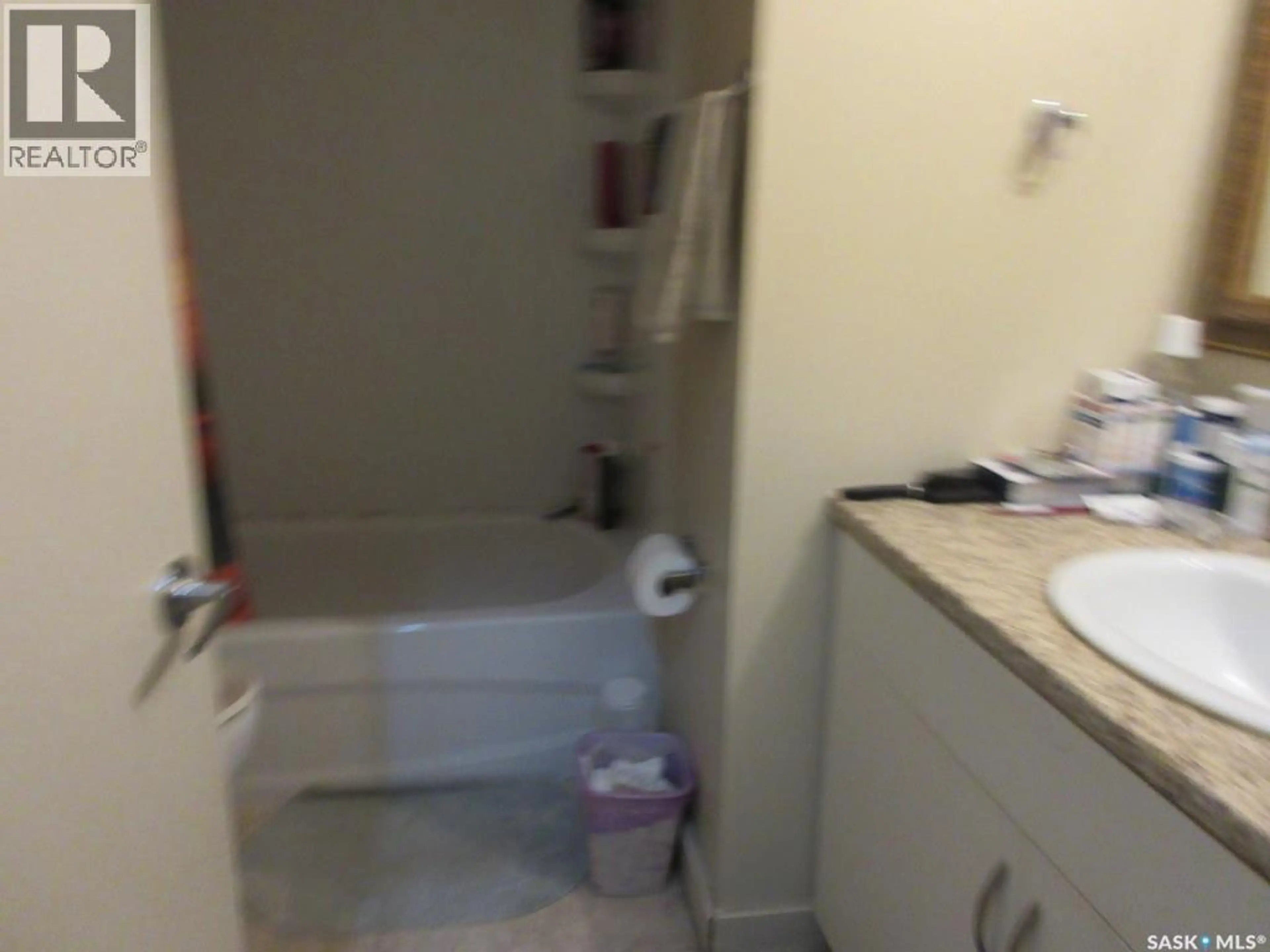 Property at 1817 QUEBEC STREET, Regina, SK