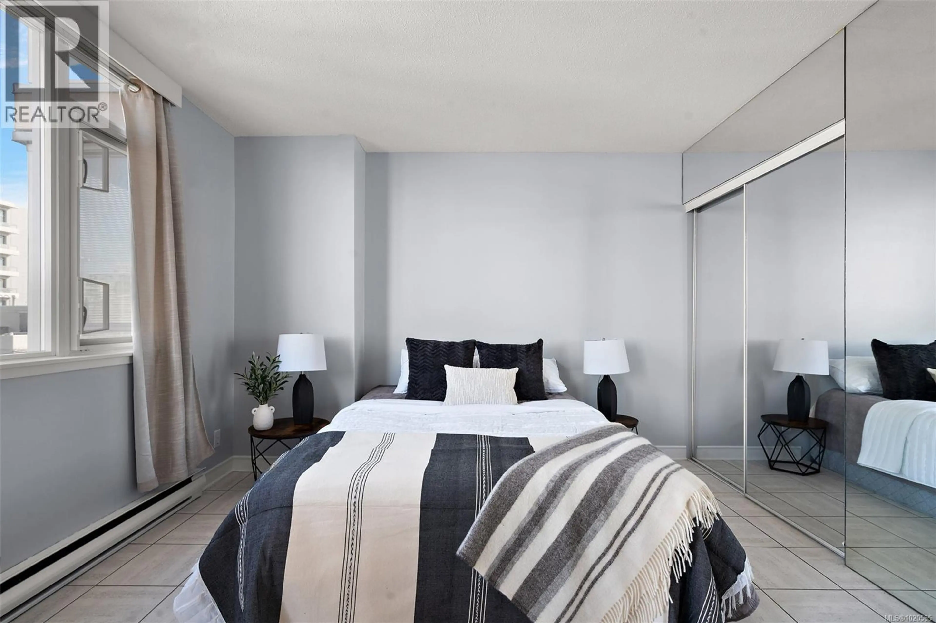 Property at #1009 835 VIEW ST, Victoria, BC