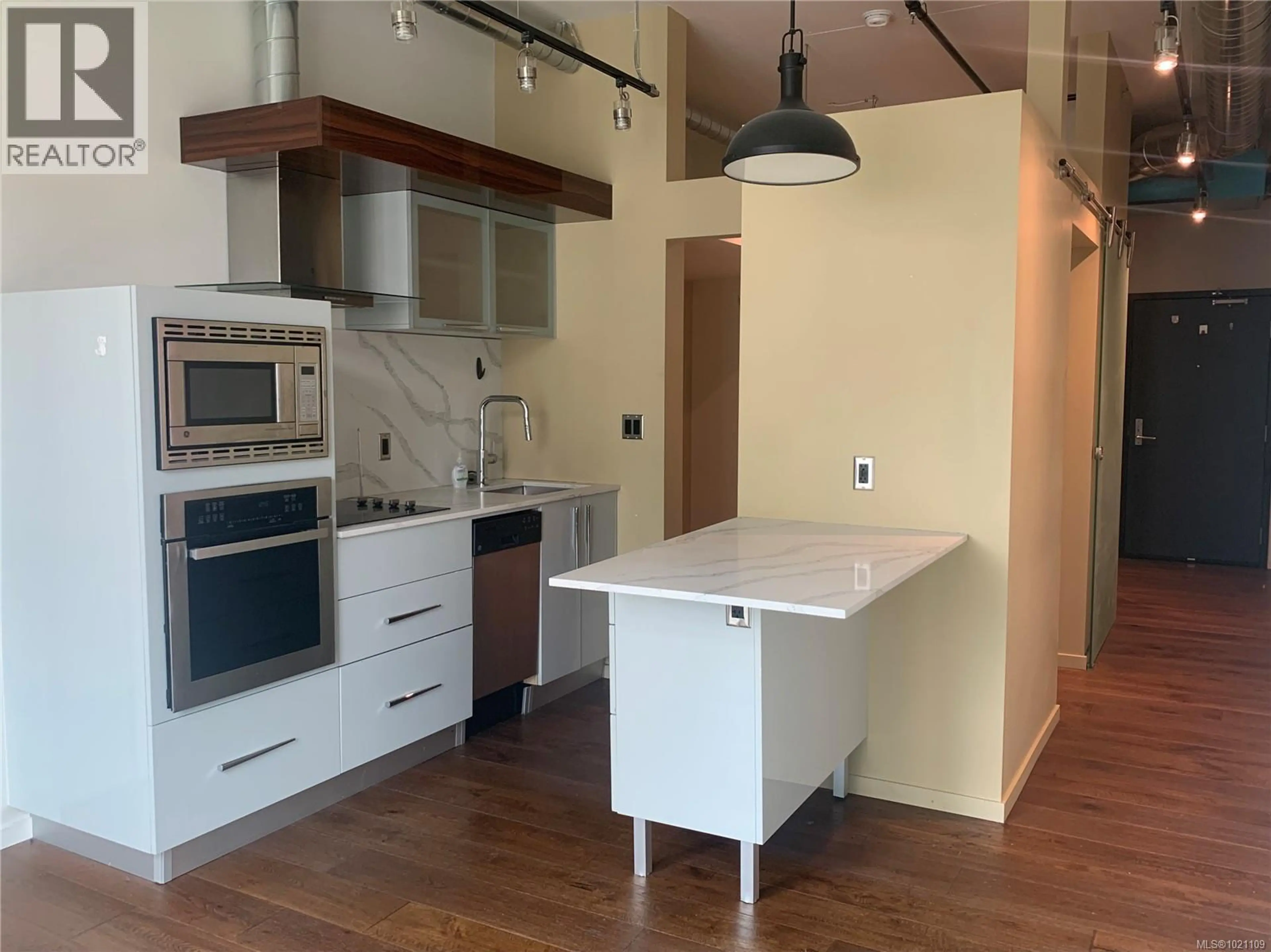 Property at #609 1029 VIEW ST, Victoria, BC