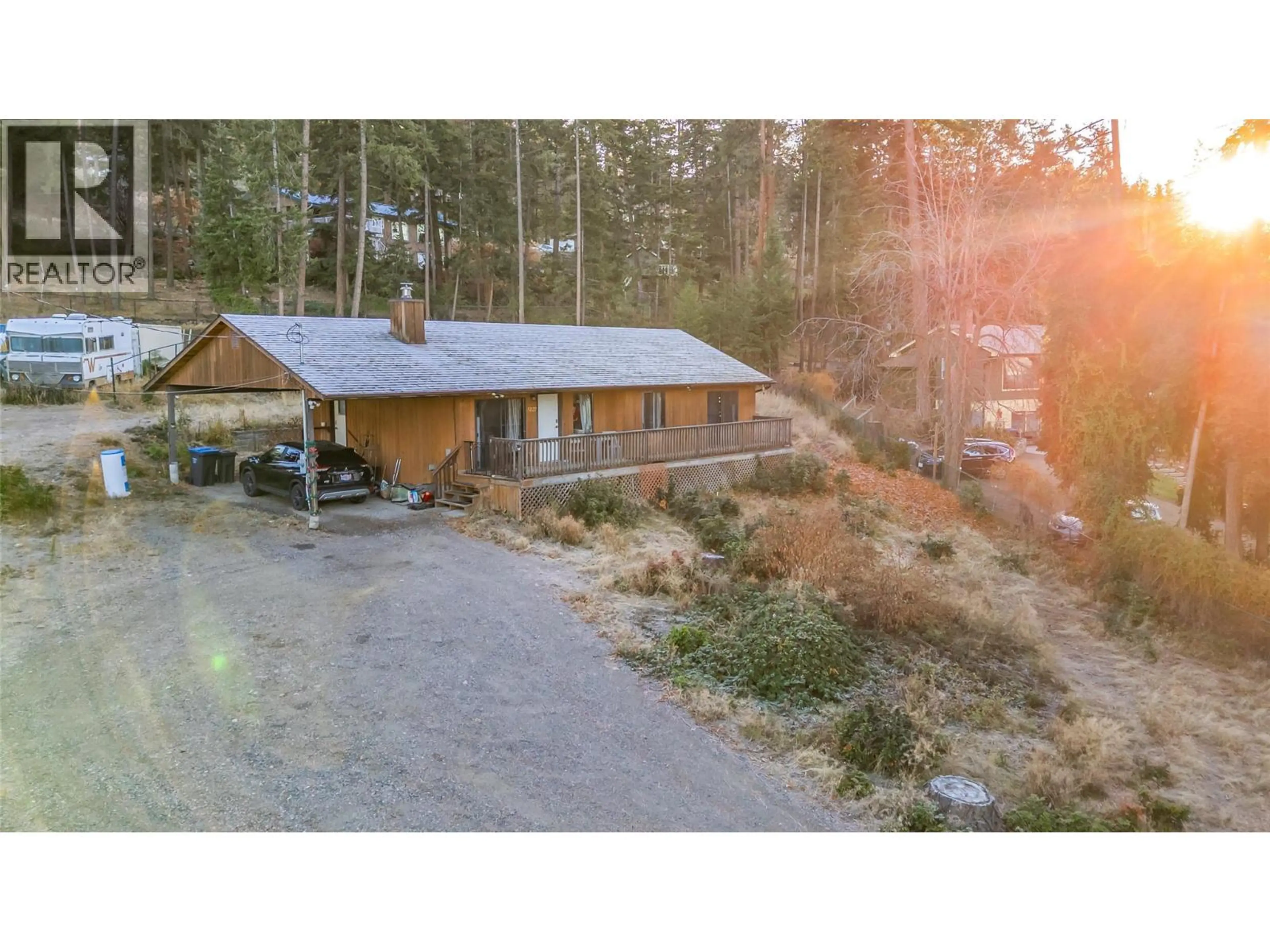 Property at 5127 LAKESHORE ROAD, Kelowna, BC