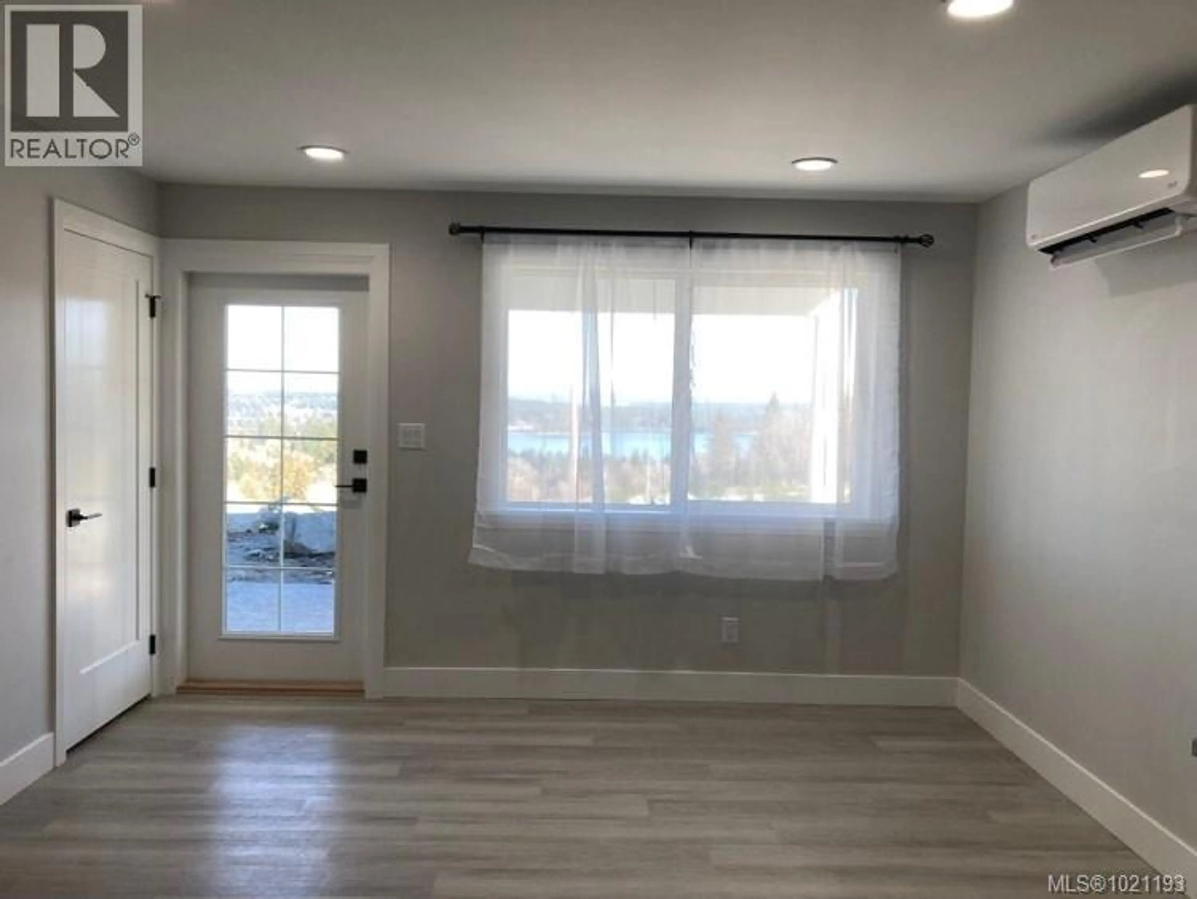 Property at 643 JOHN WILSON PL, Ladysmith, BC