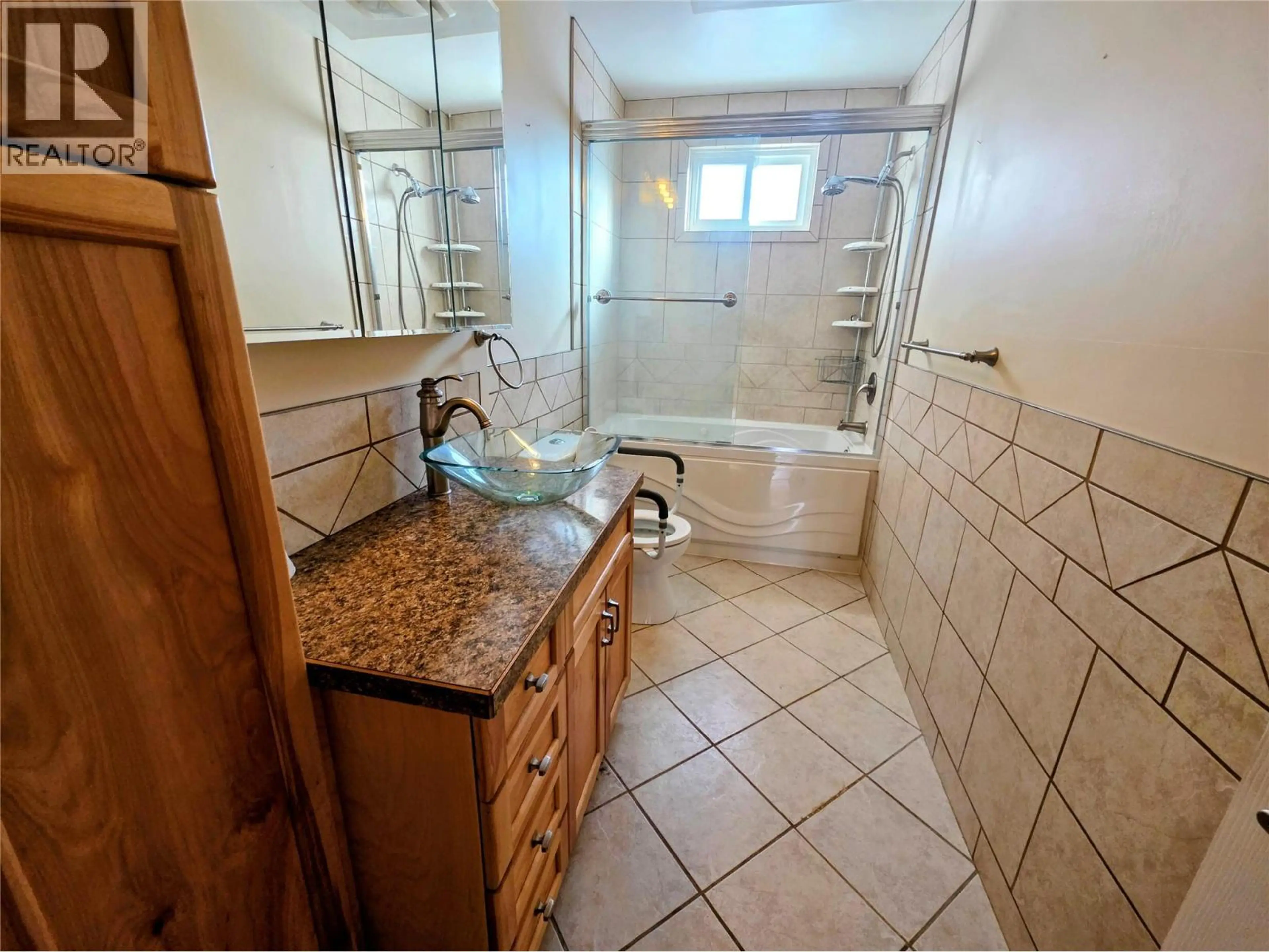 Property at 1866 COLE STREET, Fruitvale, BC