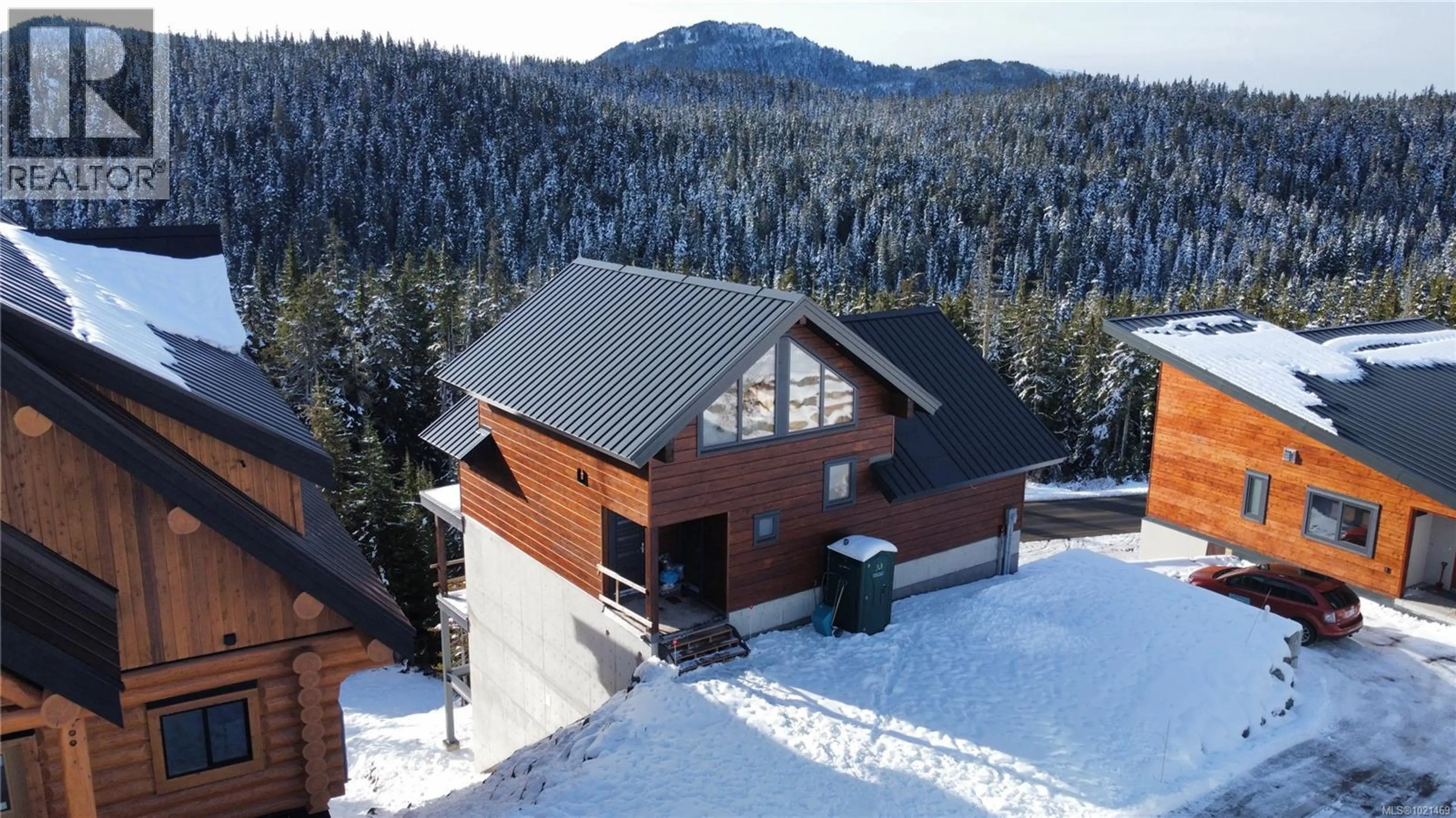 Property at 665 ARROWSMITH RIDGE, Courtenay, BC