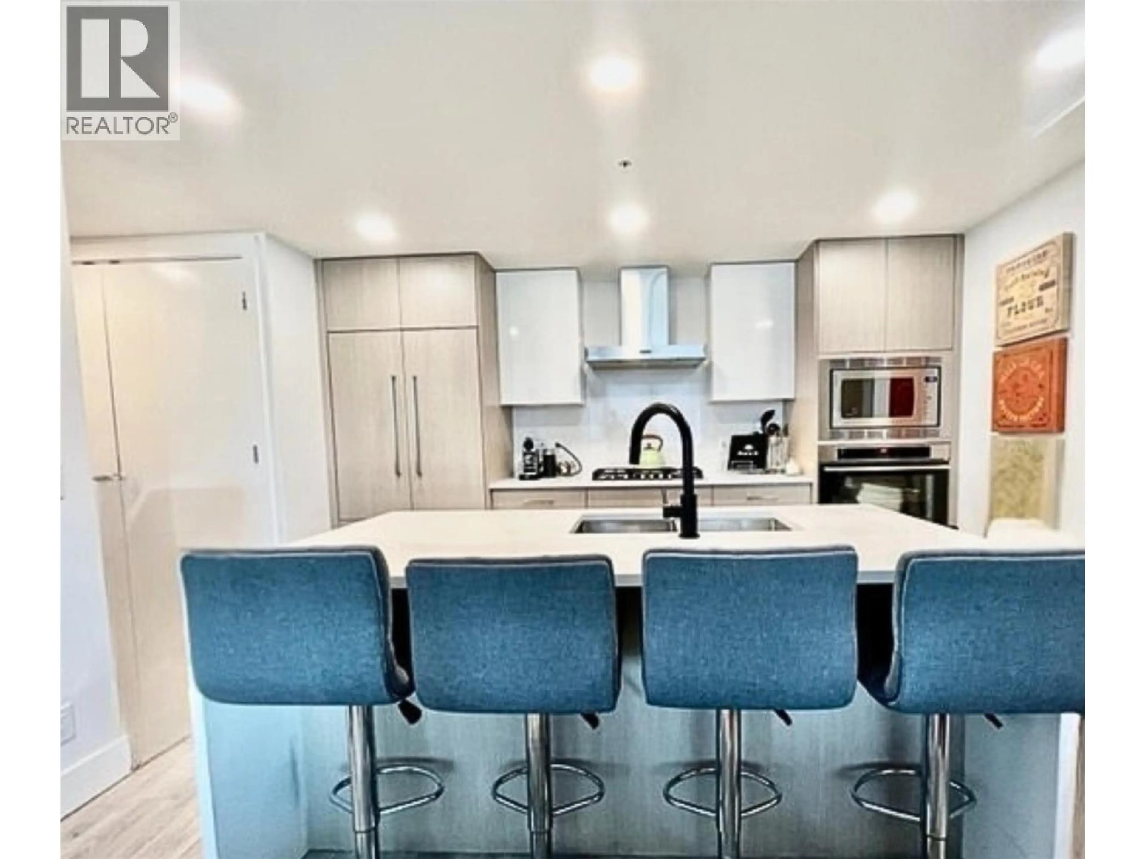 Property at #701 1588 ELLIS STREET, Kelowna, BC