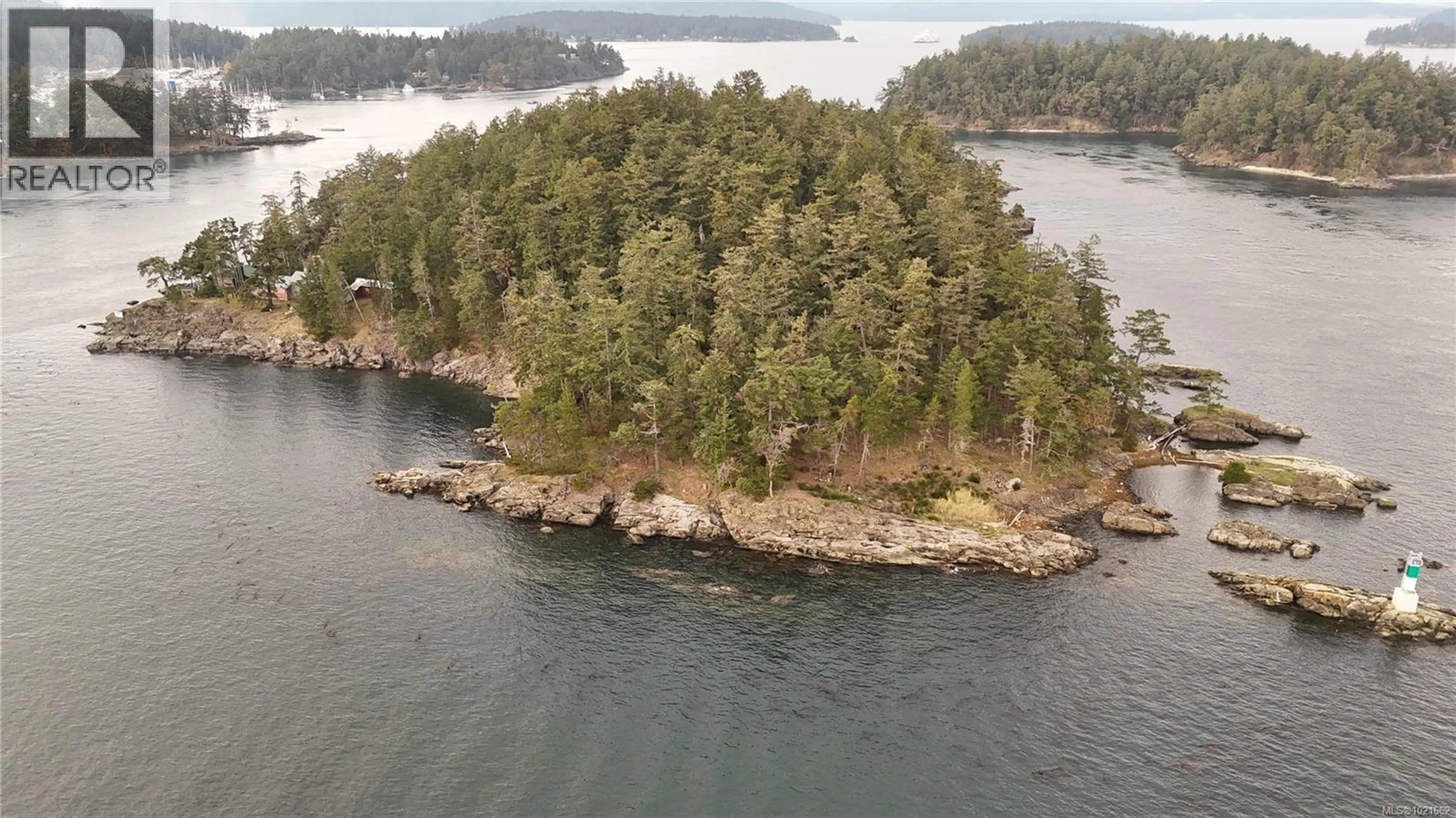 Property at 0 FERNIE ISLAND, Gulf Islands, BC