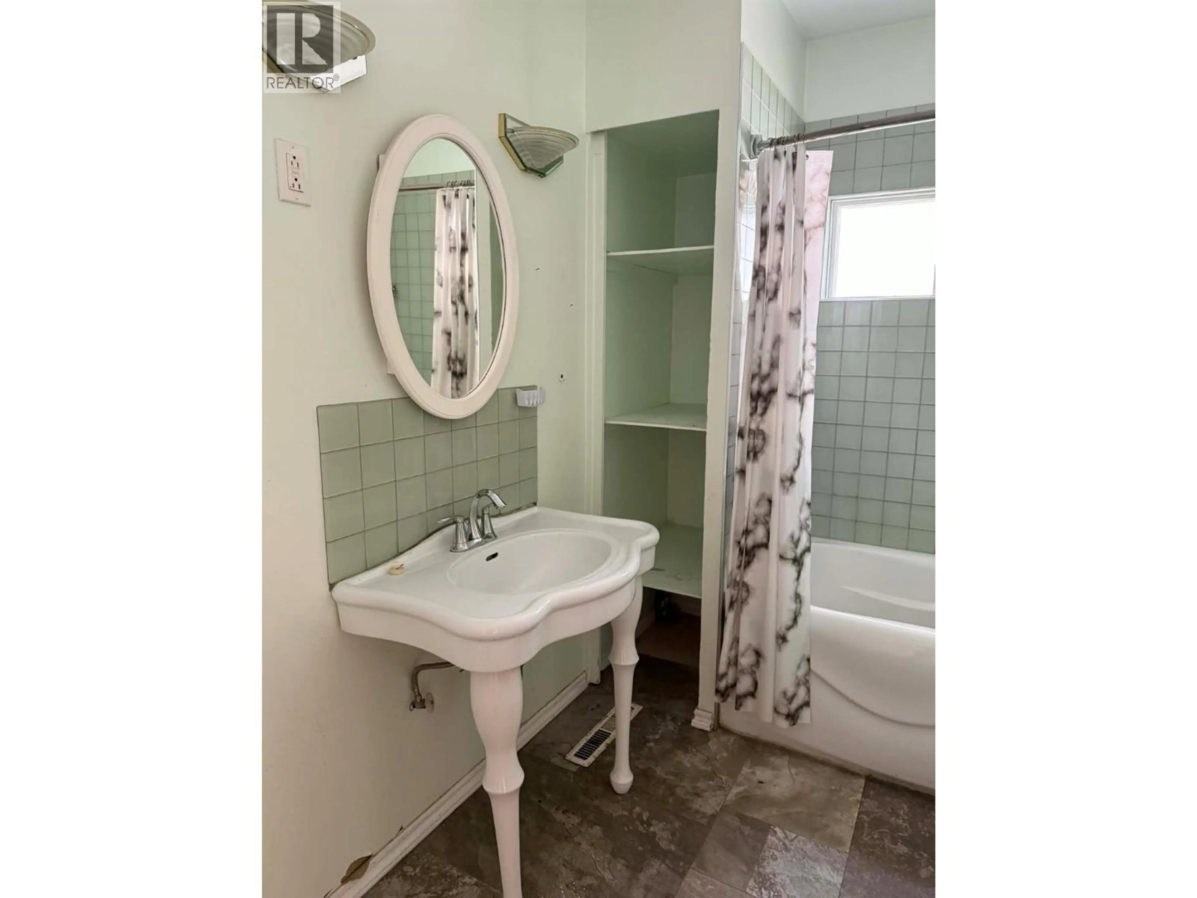 Property at 168 CRESCENT STREET, Castlegar, BC