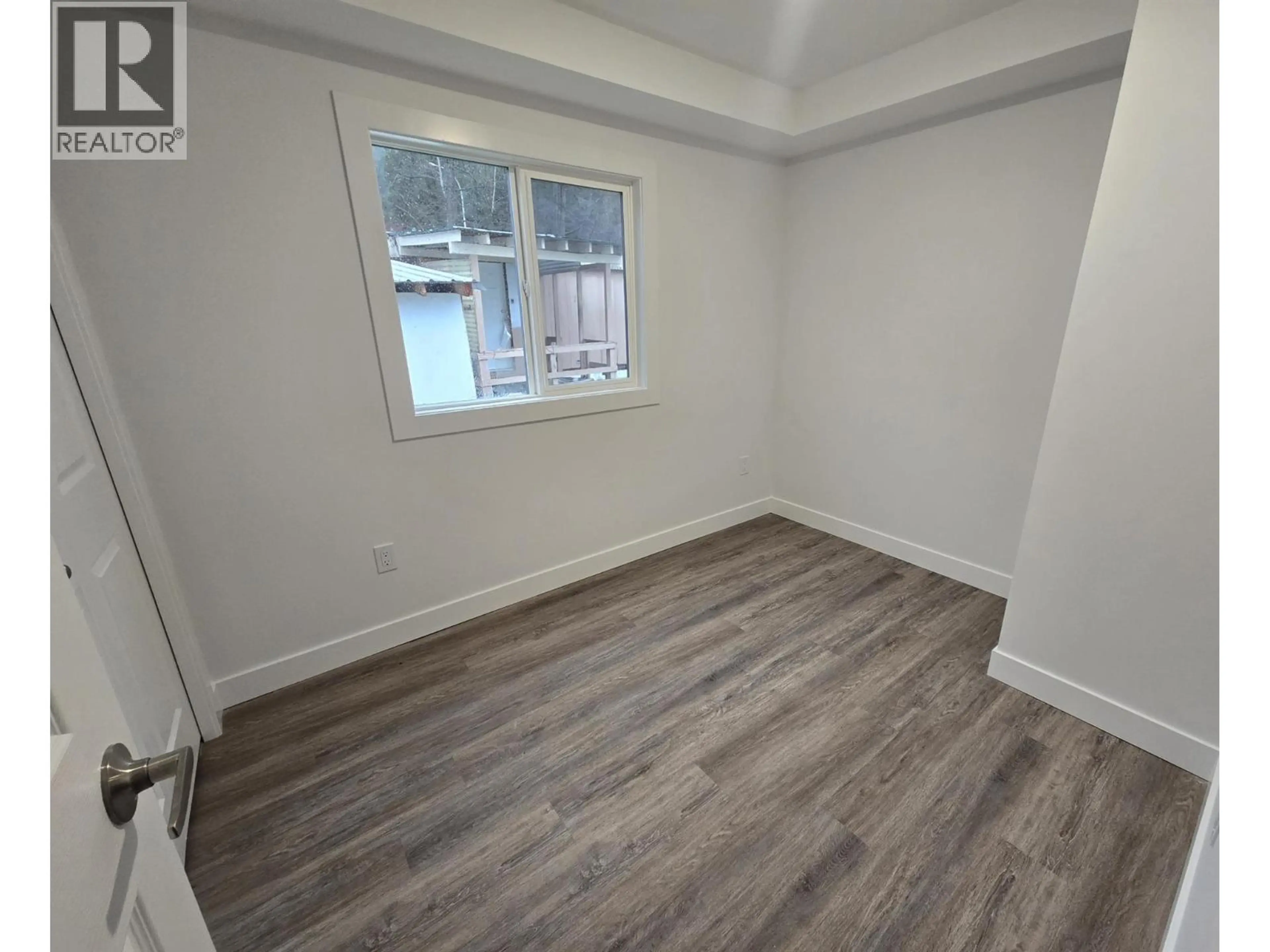 Property at #9 4029 BROADWATER ROAD, Robson, BC