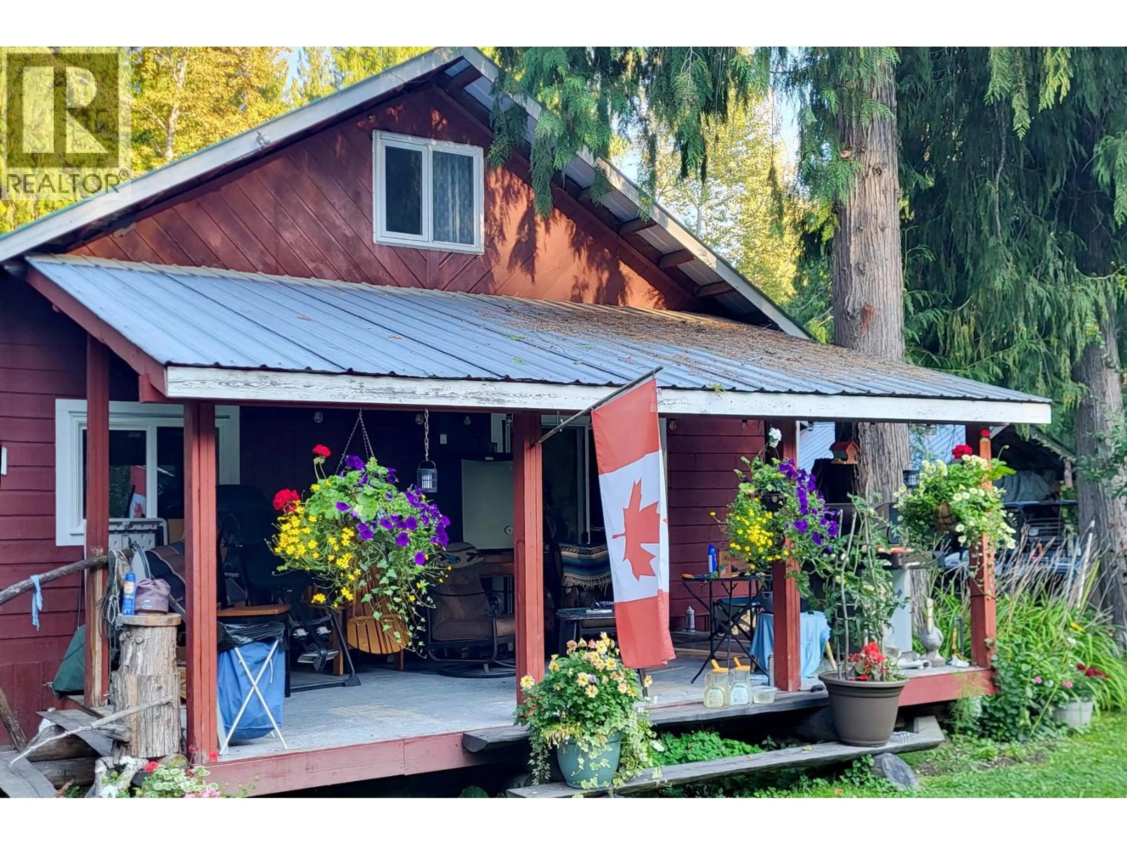 Property at 475 WESTSIDE ROAD, Trout Lake, BC