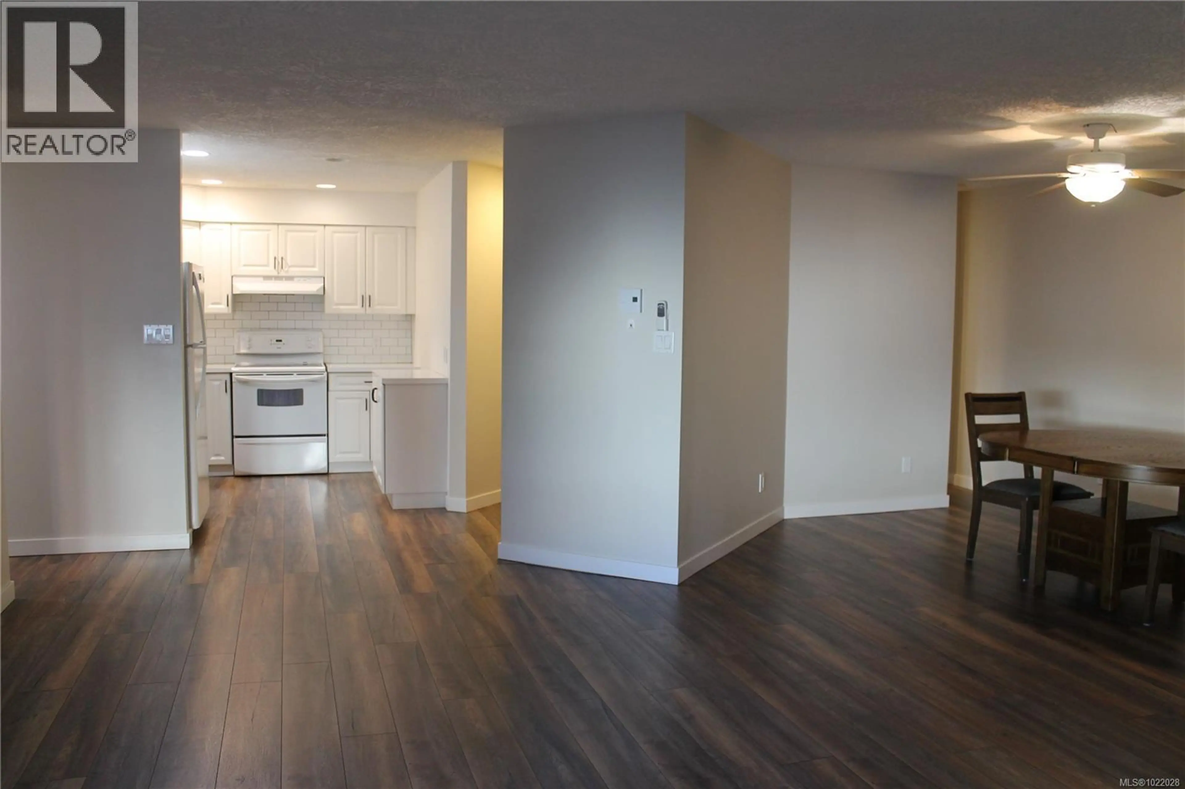 Property at #203 300 BUNDOCK AVE, Duncan, BC