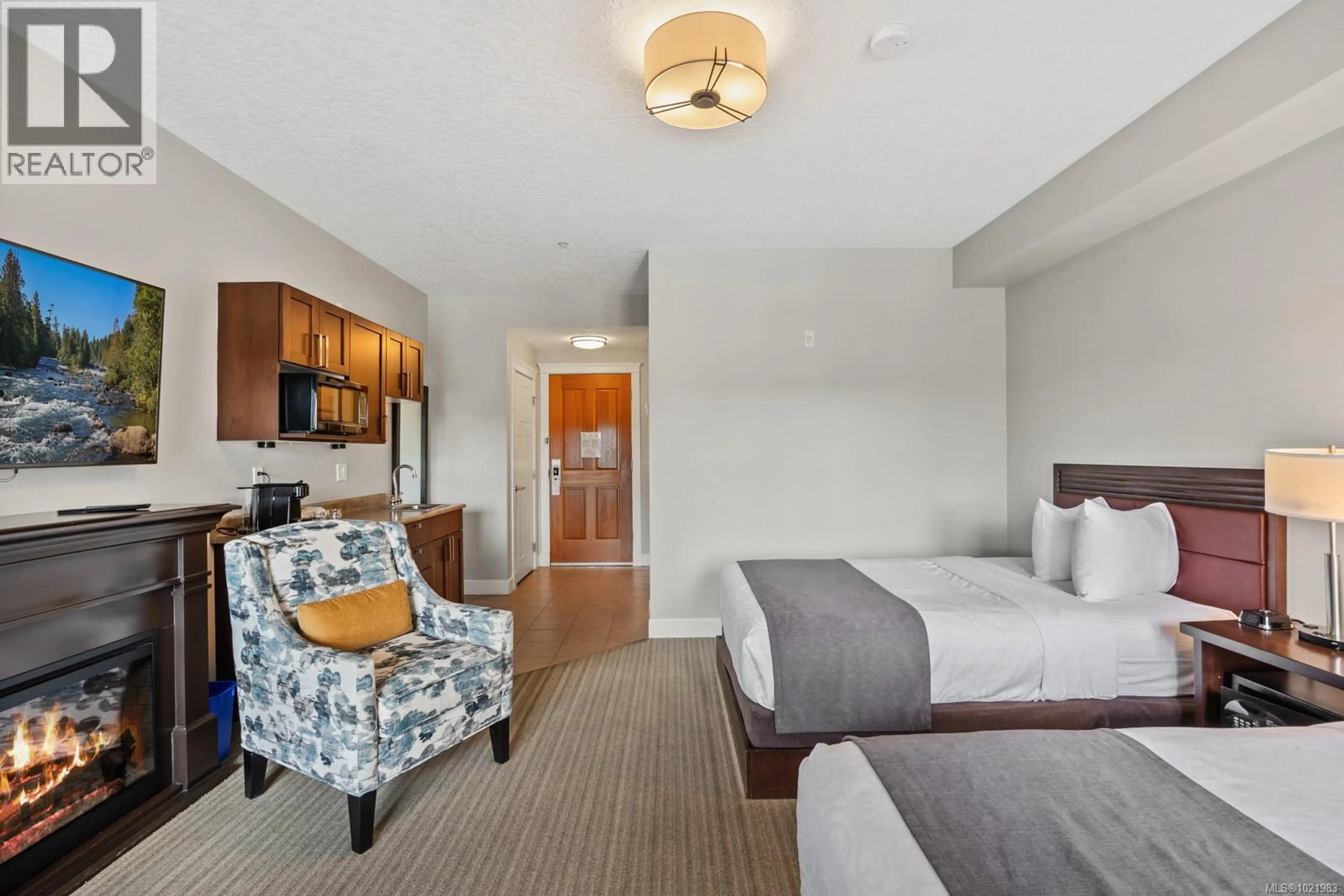 Property at #208A-D 1730 RIVERSIDE LANE, Courtenay, BC