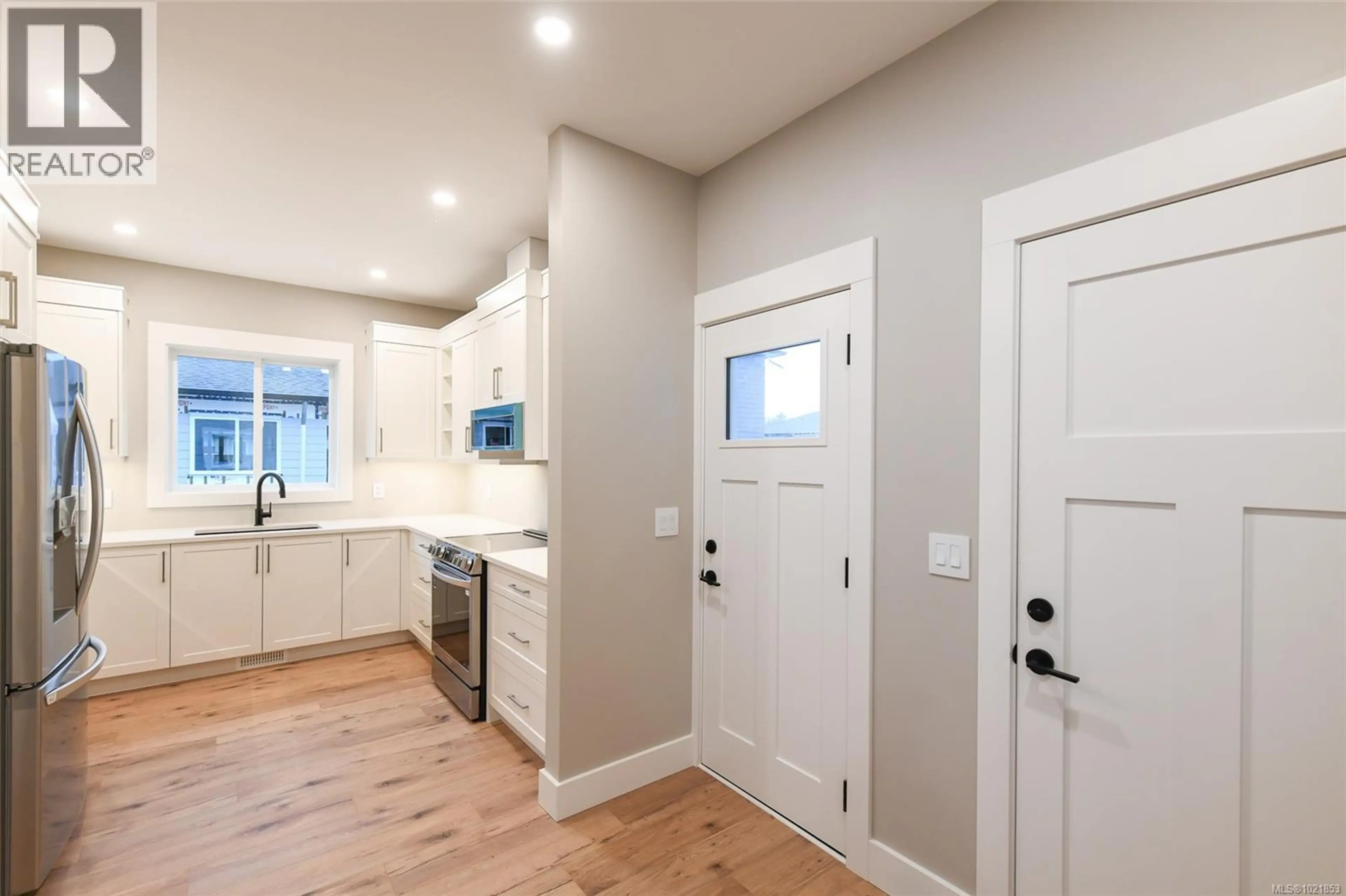 Property at #A 2317 MCDONALD RD, Comox, BC