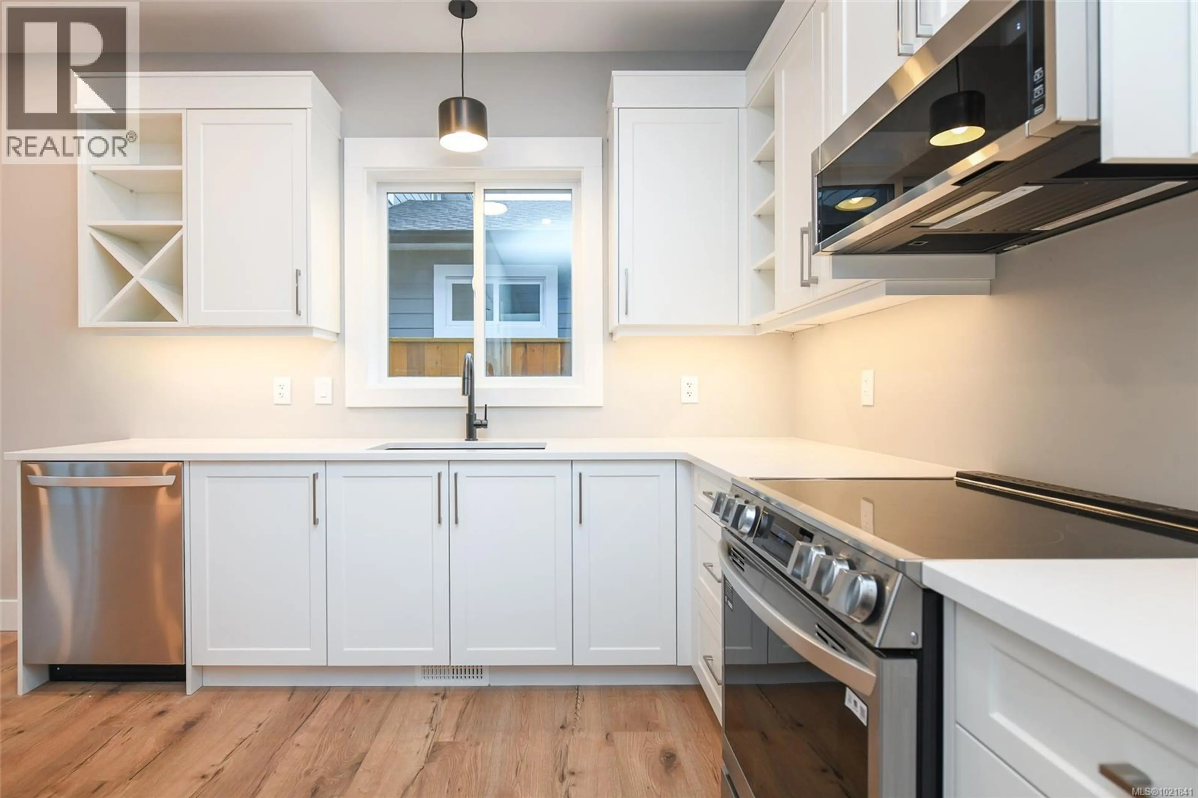 Property at #B 2317 MCDONALD RD, Comox, BC