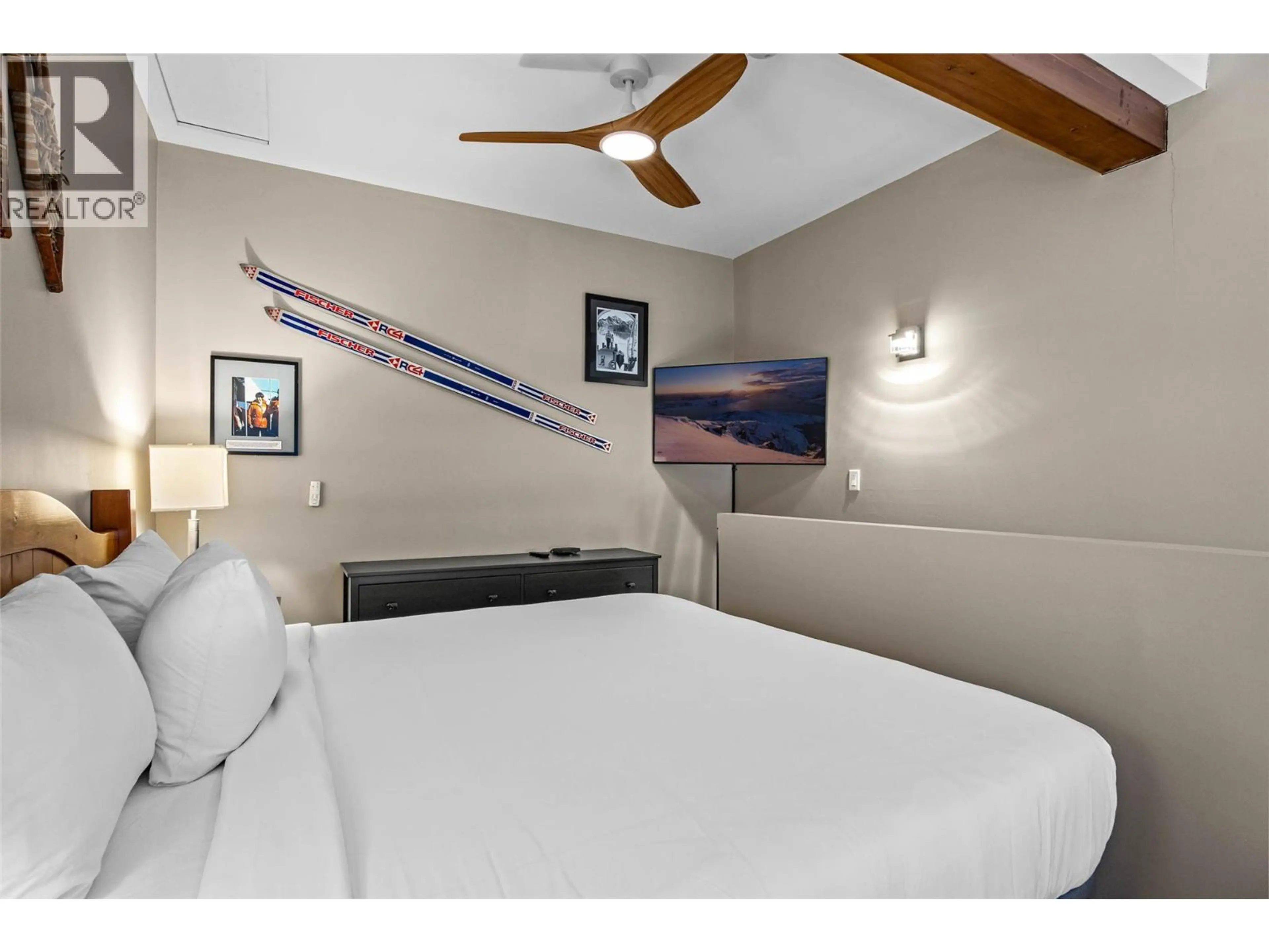 Property at #306 3220 VILLAGE WAY, Sun Peaks, BC