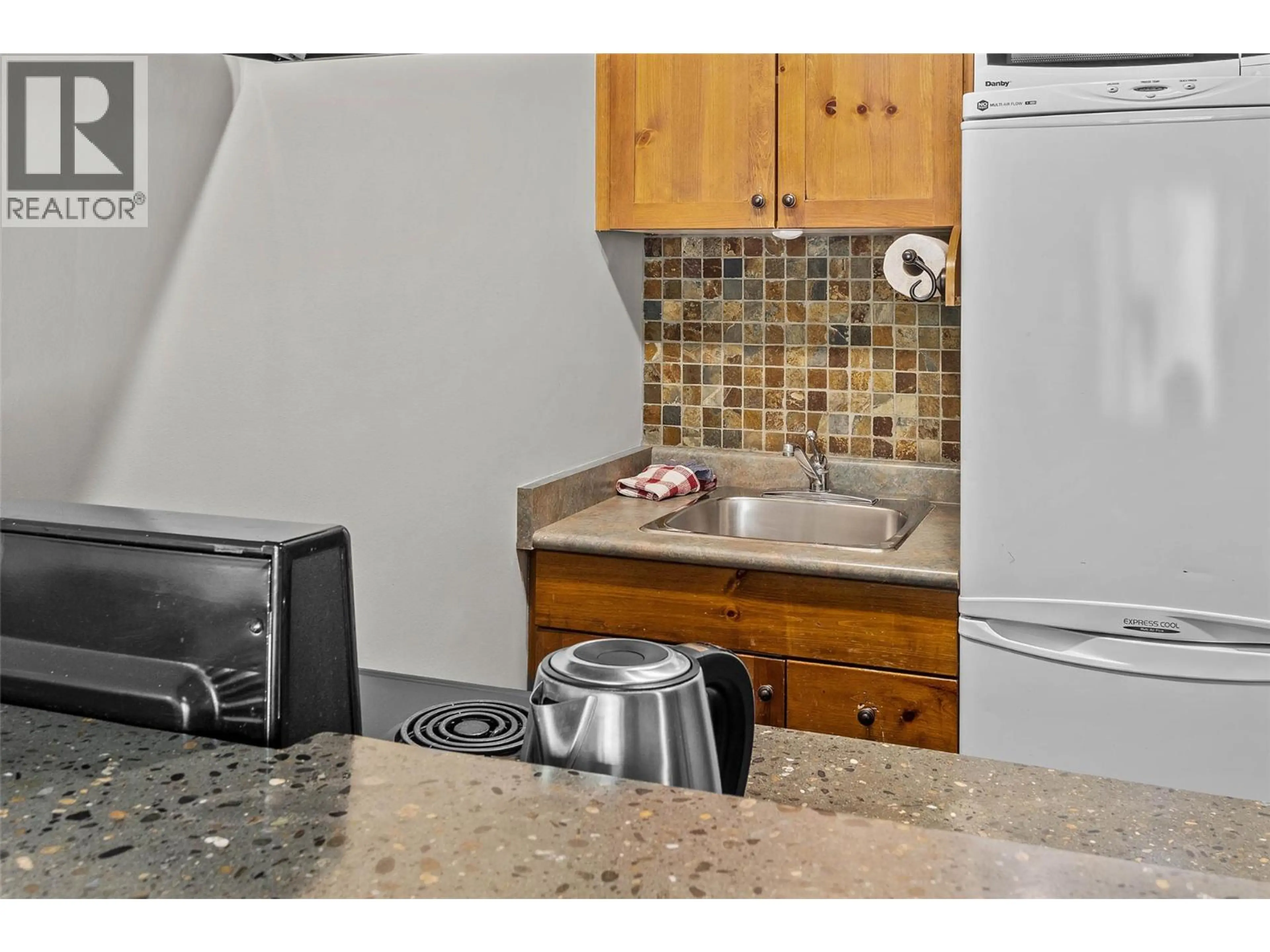 Property at #433 3220 VILLAGE WAY, Sun Peaks, BC