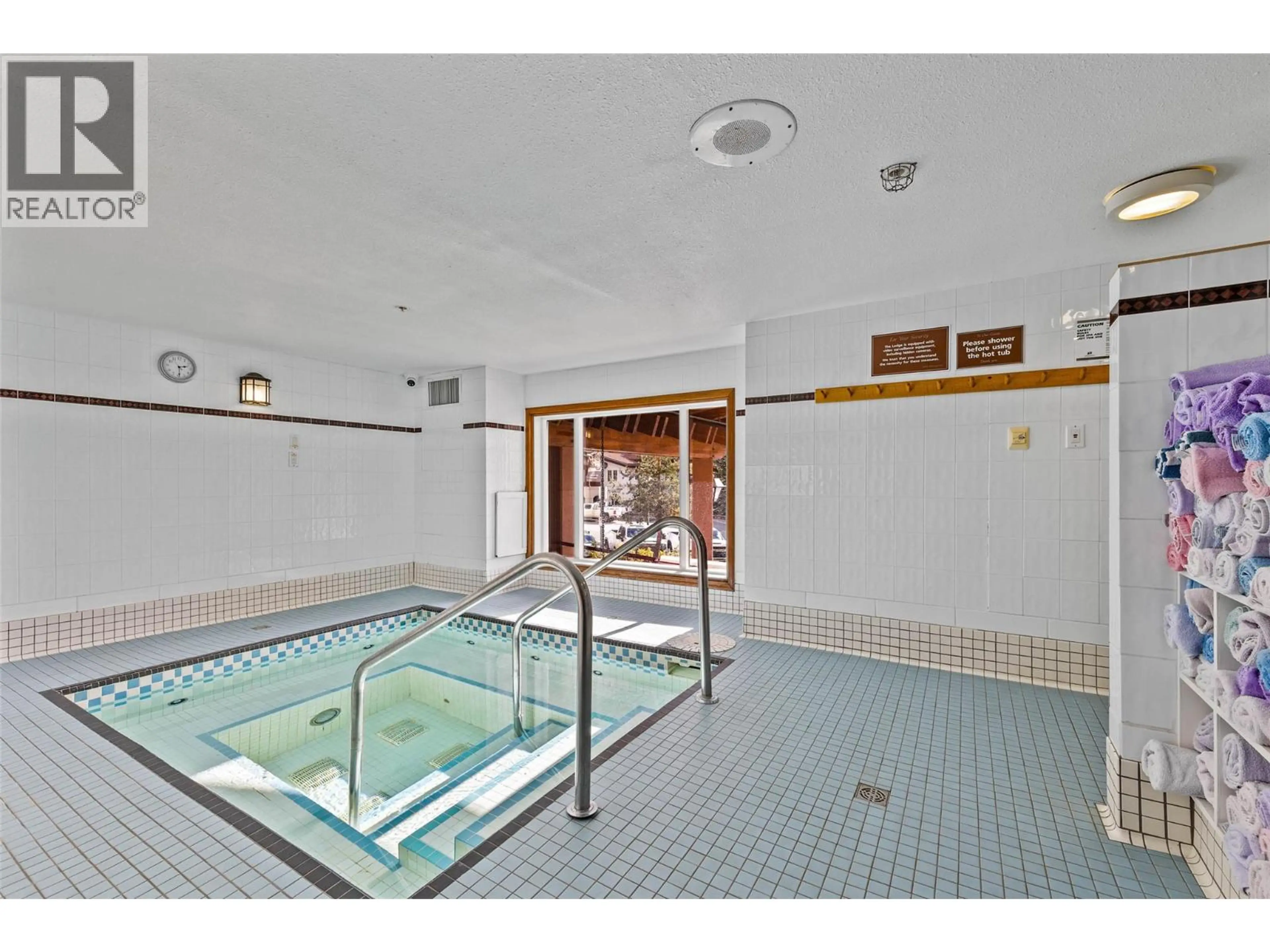 Property at #433 3220 VILLAGE WAY, Sun Peaks, BC