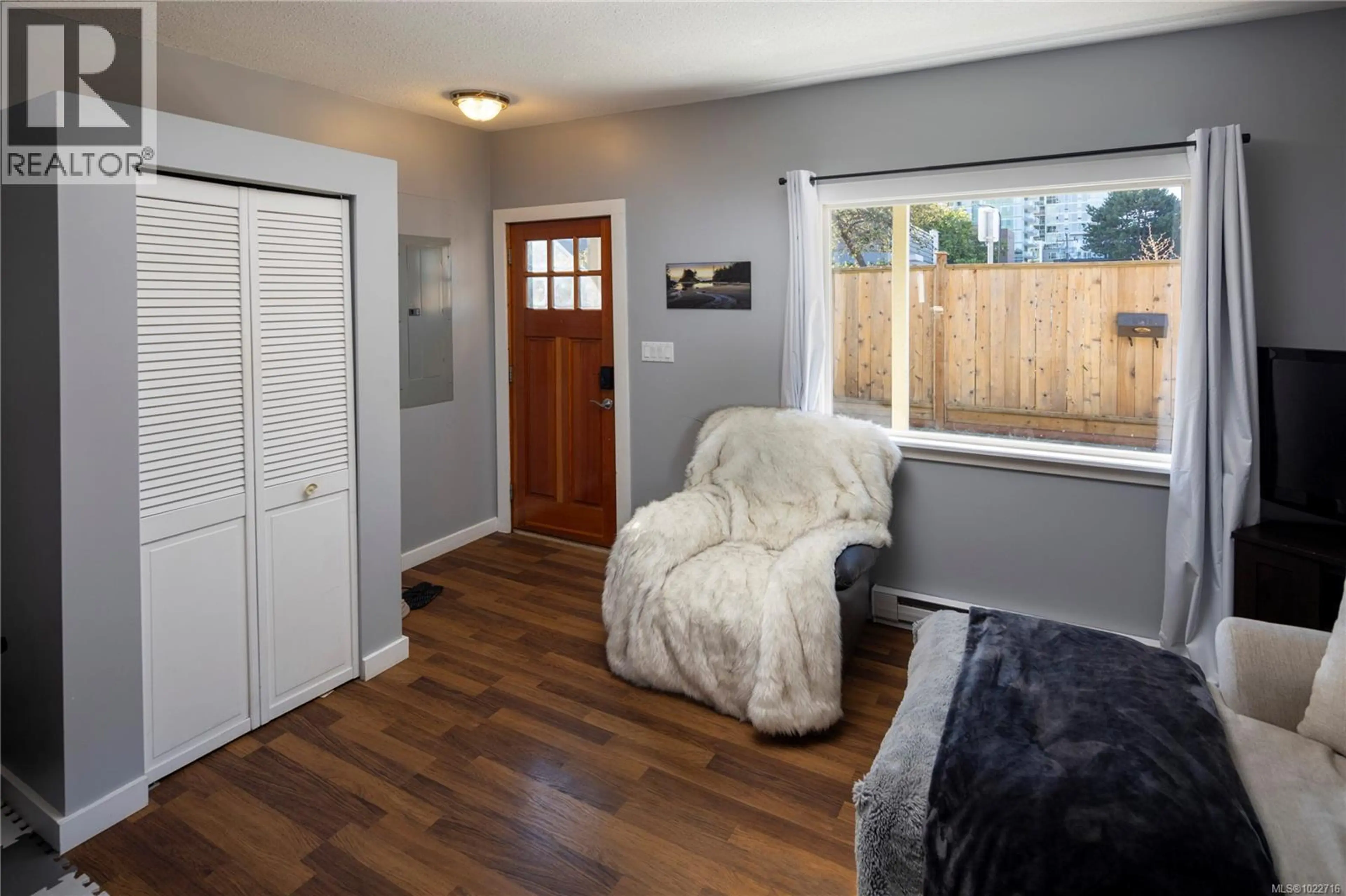 Property at 948 MASON ST, Victoria, BC